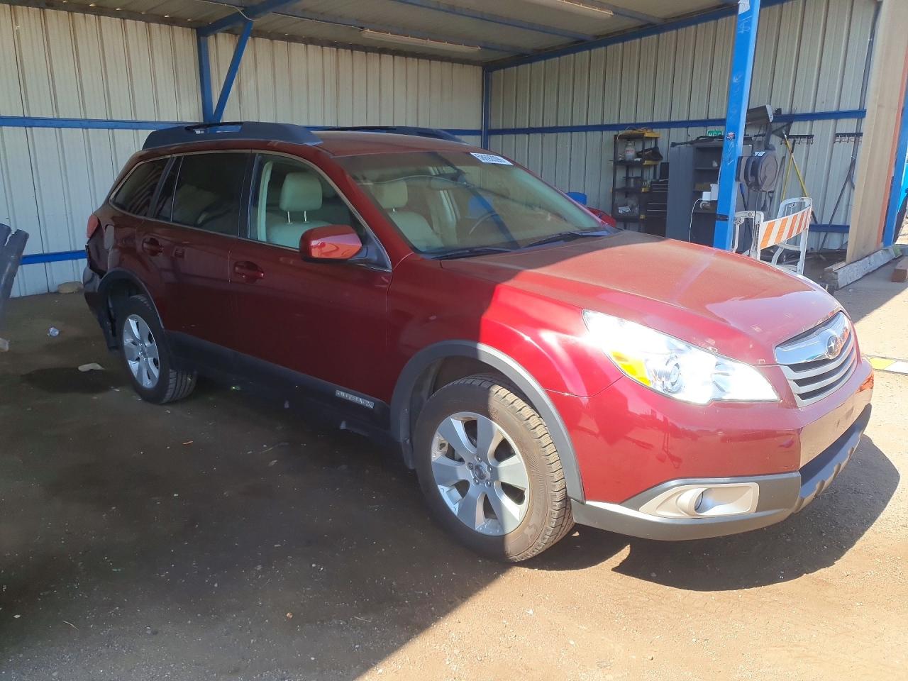 2011 Subaru Outback 2.5i Premium Red vin: 4S4BRBCC9B3333942