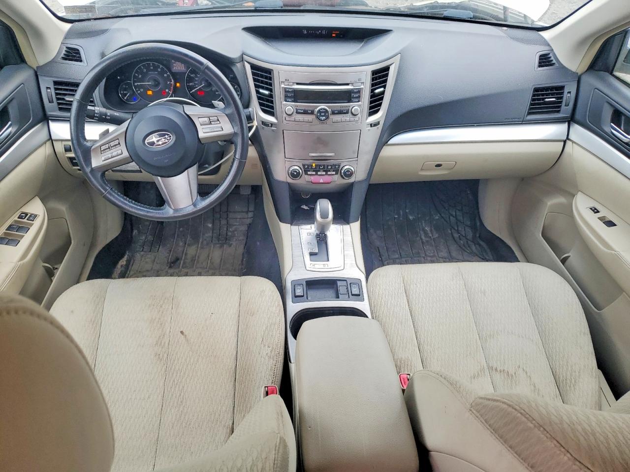 2011 Subaru Outback 2.5i Premium White vin: 4S4BRBCC9B3345038
