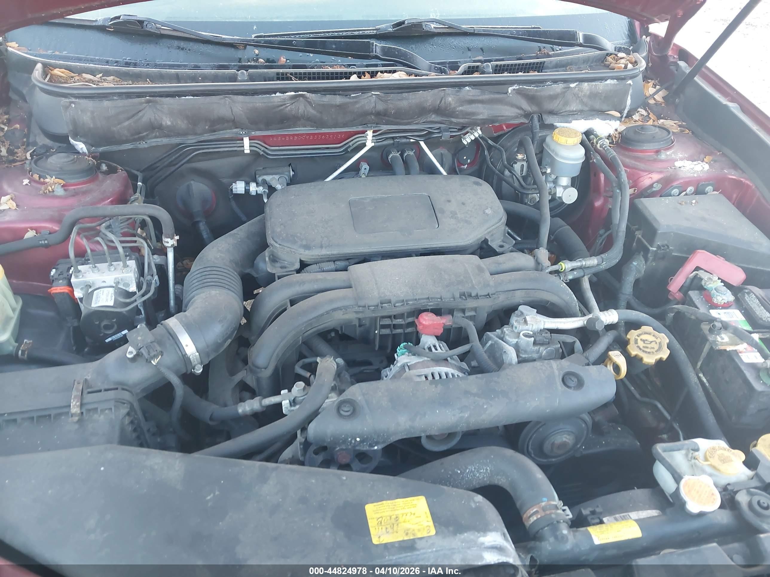 2011 Subaru Outback 2.5i Premium Burgundy vin: 4S4BRBCC9B3363913