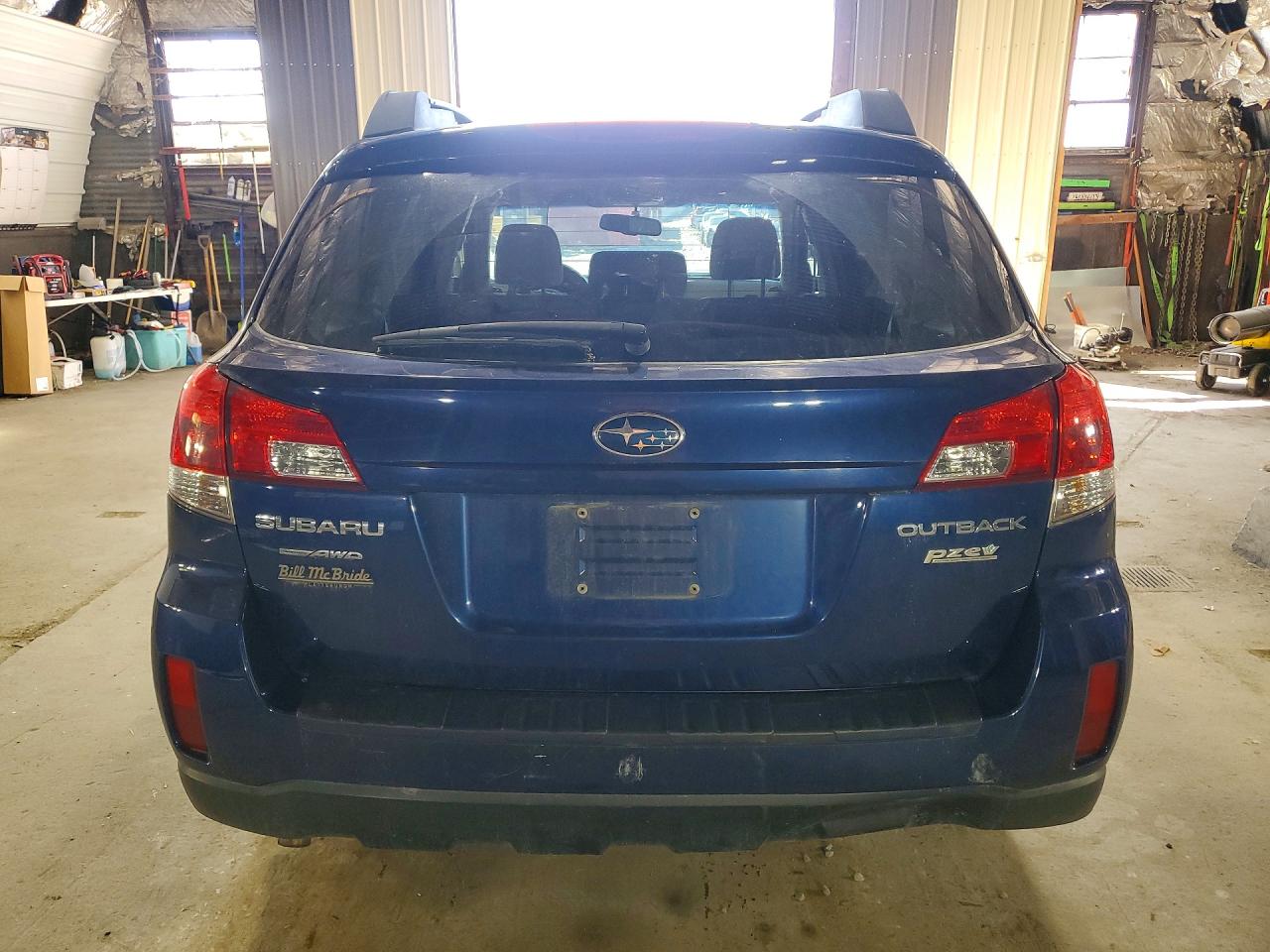 2011 Subaru Outback 2.5i Premium Blue vin: 4S4BRBCC9B3385166