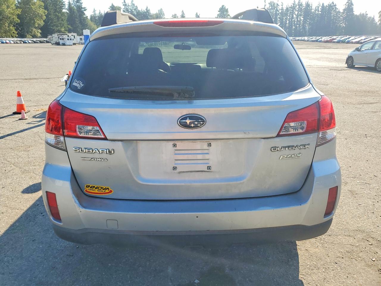 2012 Subaru Outback 2.5i Premium Серебряный vin: 4S4BRBCC9C3265711