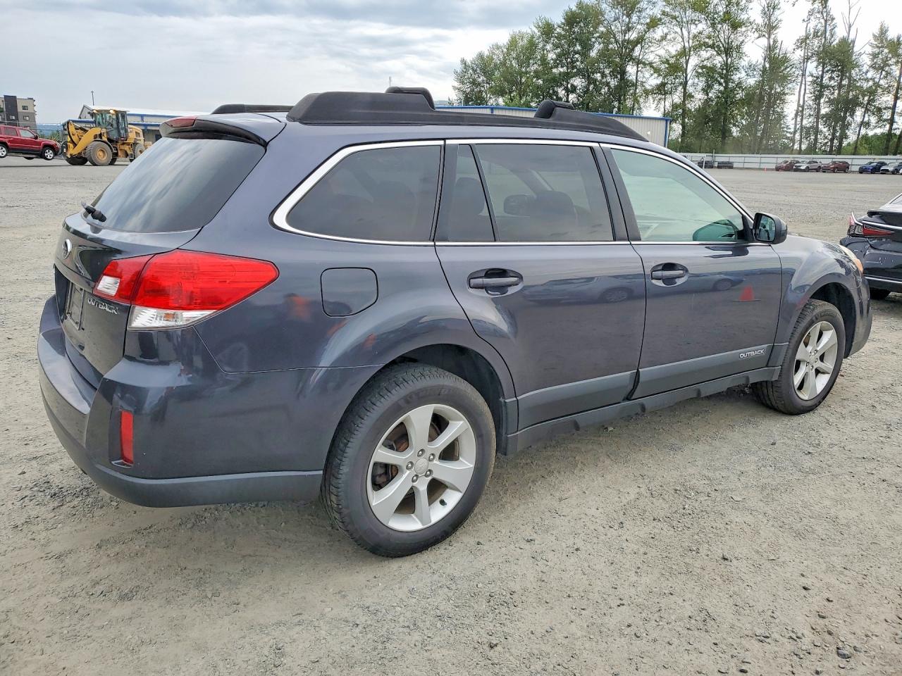 2013 Subaru Outback 2.5i Premium Gray vin: 4S4BRBCC9D3265533