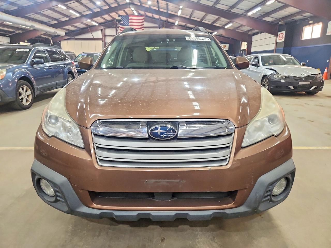 2013 Subaru Outback 2.5i Premium Brown vin: 4S4BRBCC9D3312589