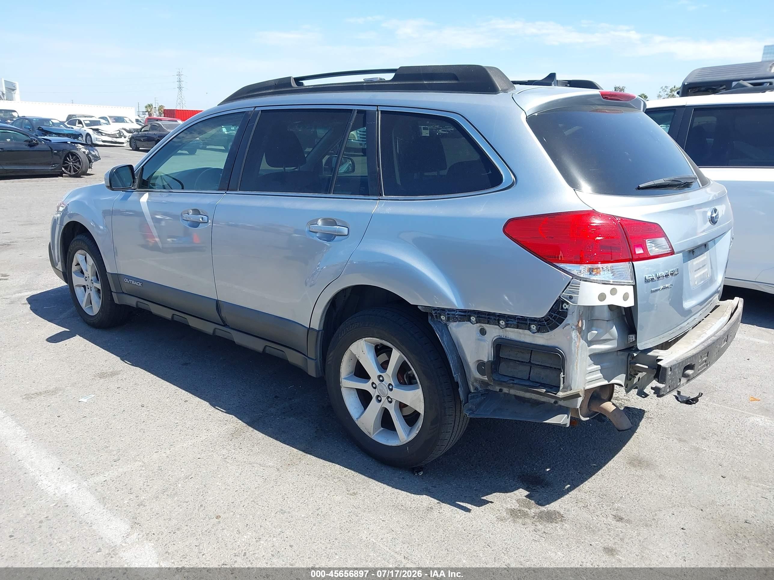 2014 Subaru Outback 2.5i Premium Silver vin: 4S4BRBCC9E3201431