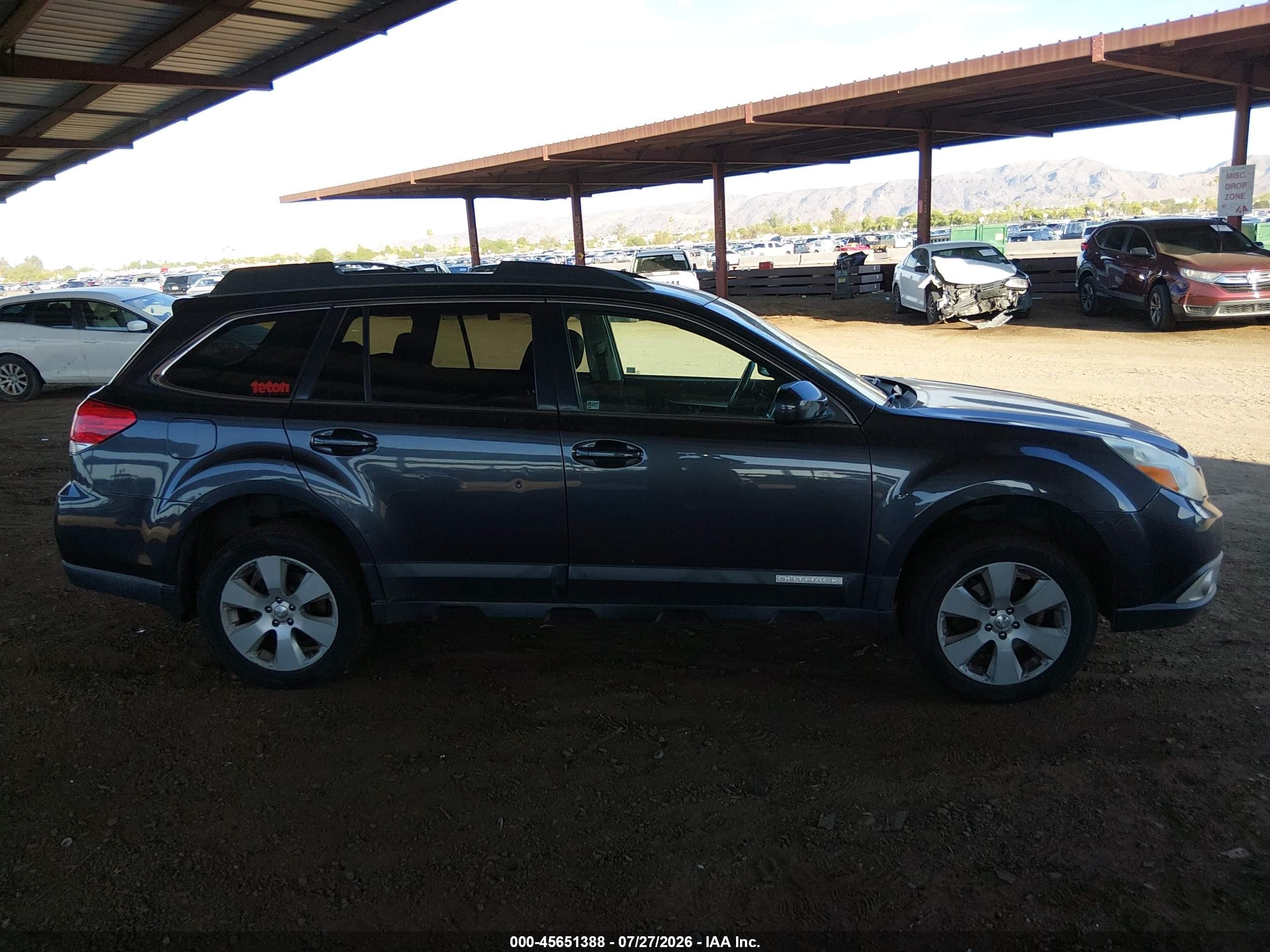 2011 Subaru Outback 2.5i Premium Gray vin: 4S4BRBCCXB3399626