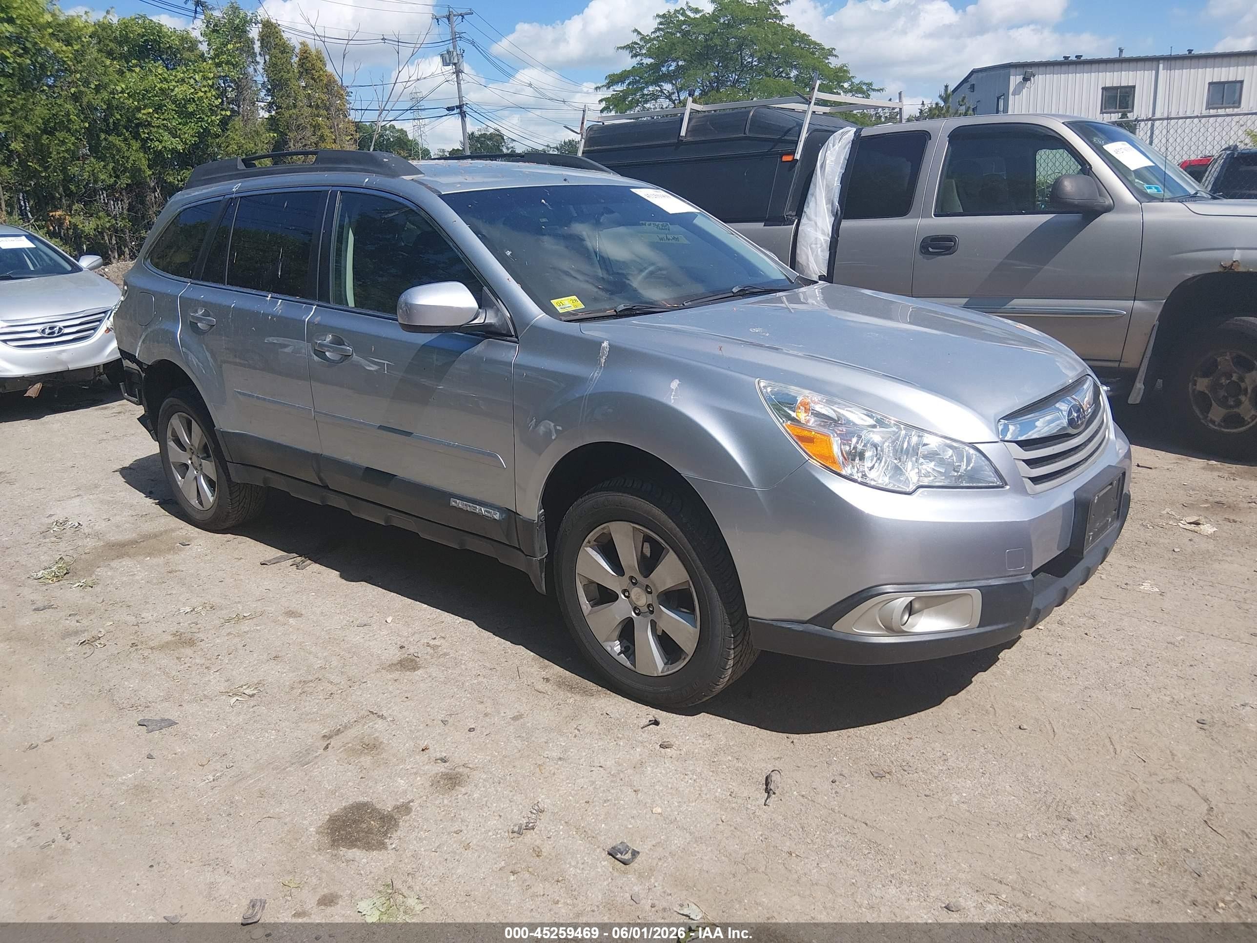2012 Subaru Outback 2.5i Premium Silver vin: 4S4BRBCCXC3234662