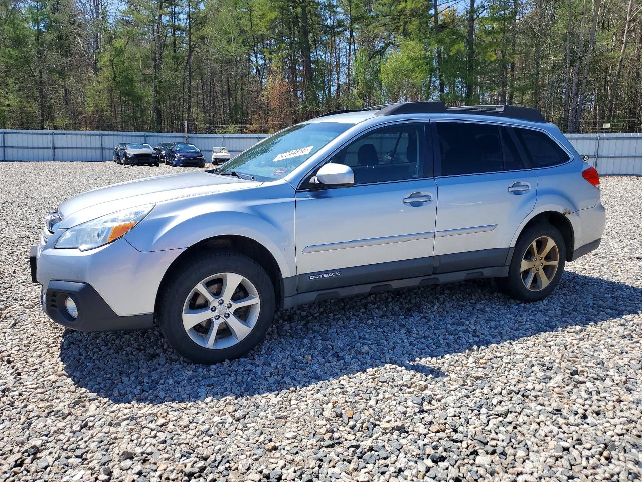2013 Subaru Outback Silver vin: 4S4BRBCCXD3255254