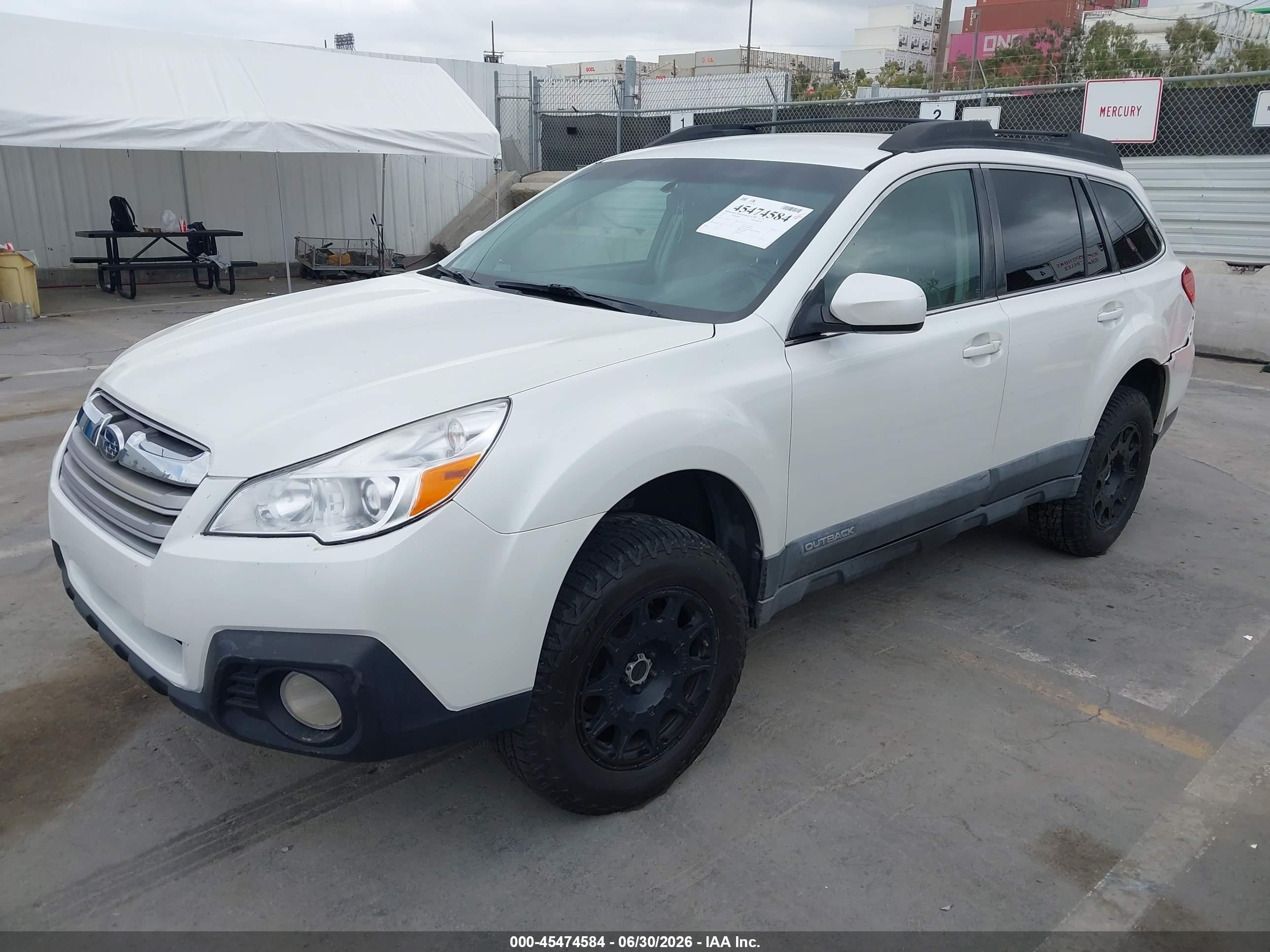 2013 Subaru Outback 2.5i Premium Белый vin: 4S4BRBCCXD3305019