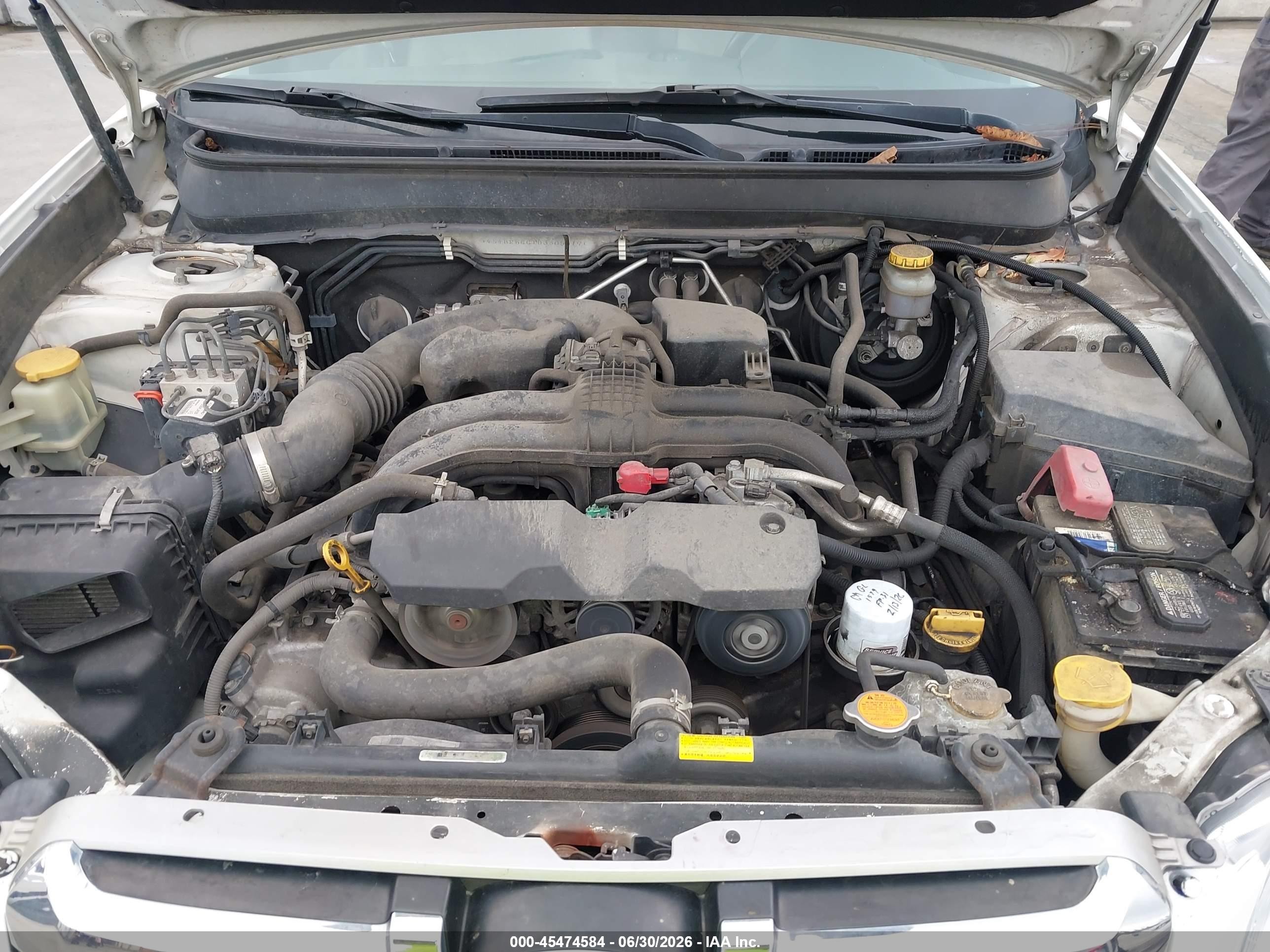 2013 Subaru Outback 2.5i Premium Белый vin: 4S4BRBCCXD3305019