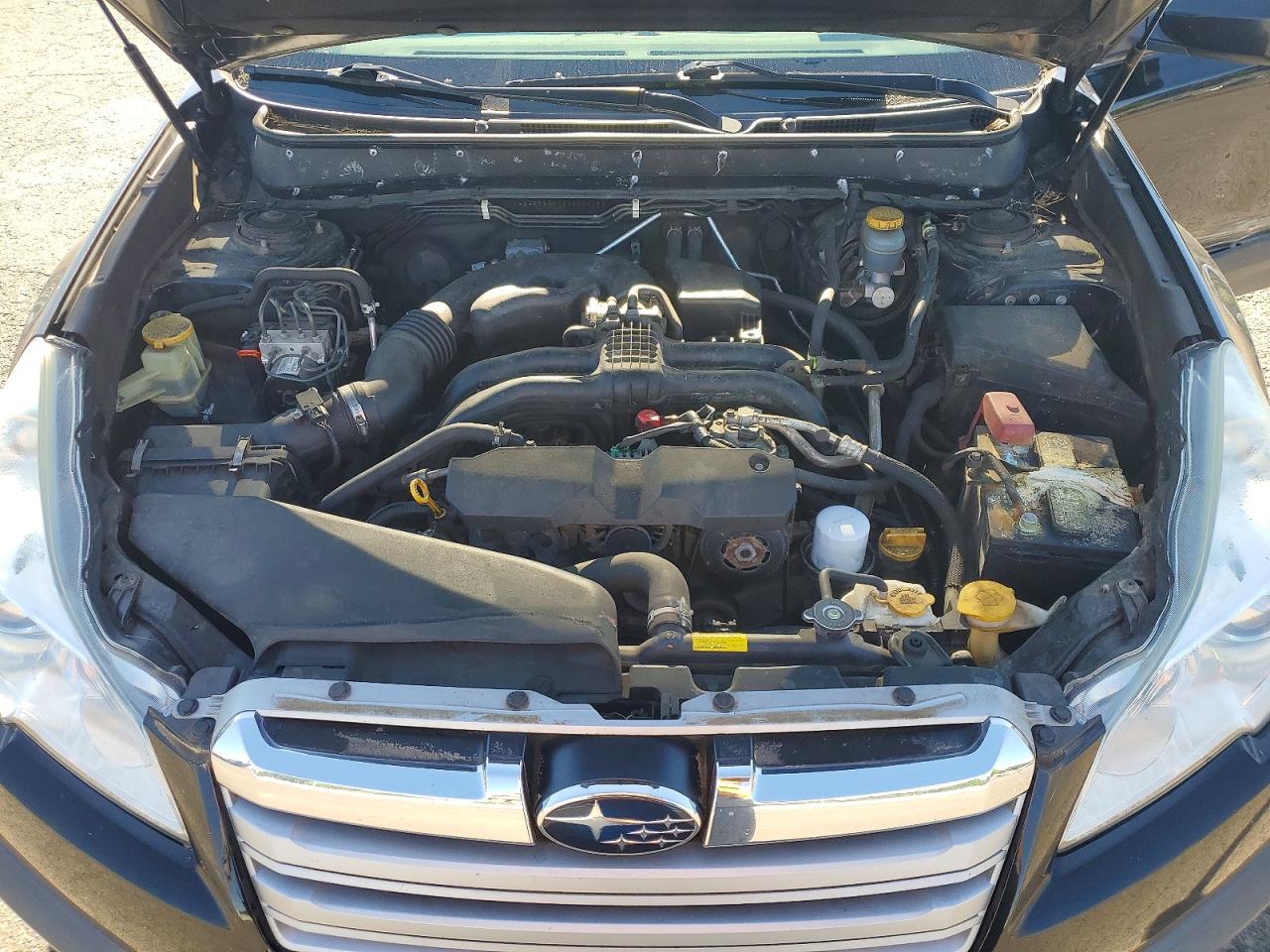 2014 Subaru Outback 2.5i Premium Black vin: 4S4BRBCCXE3200319