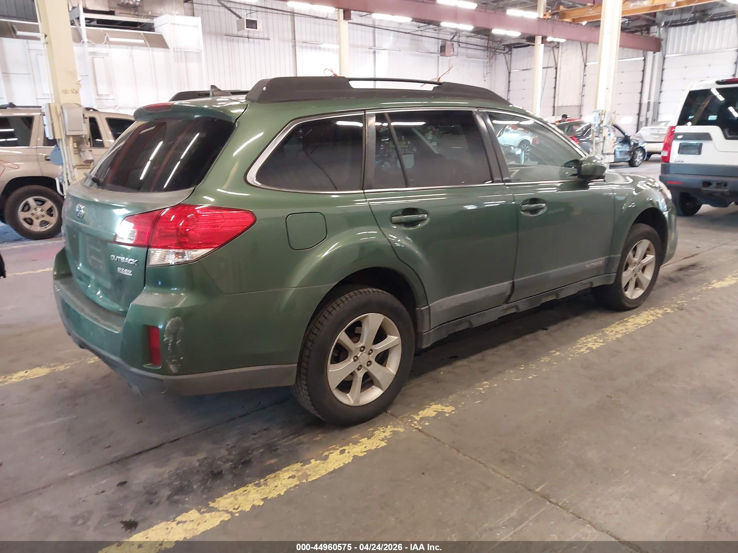 2014 Subaru Outback 2.5i Premium Green vin: 4S4BRBDC0E3226104