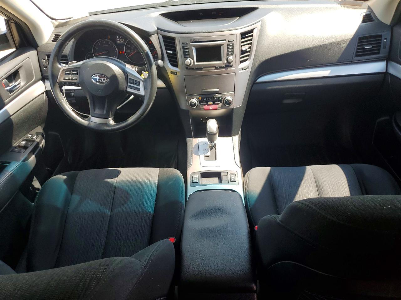 2014 Subaru Outback 2.5i Premium Silver vin: 4S4BRBDC0E3241864