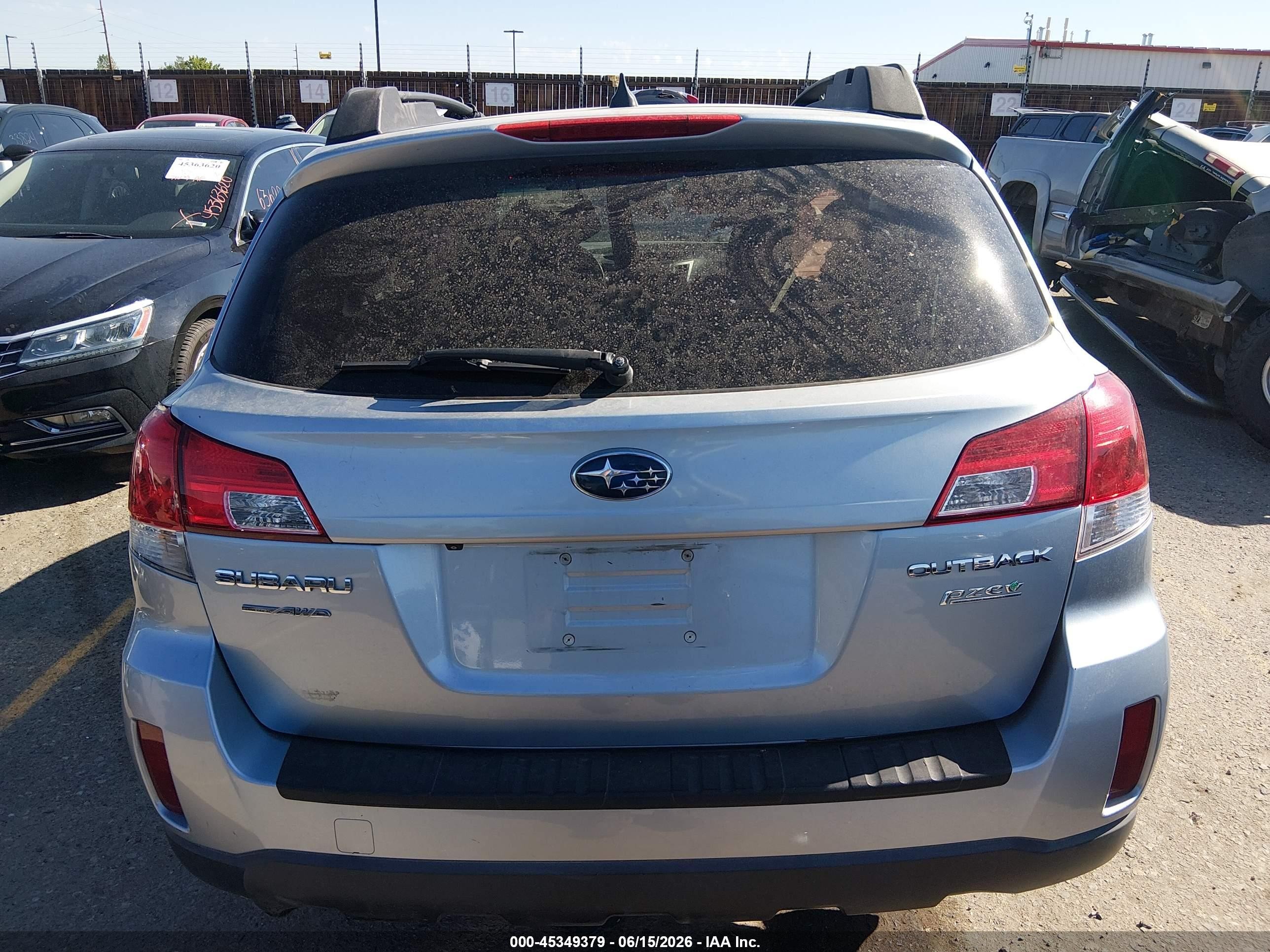 2014 Subaru Outback 2.5i Premium Gray vin: 4S4BRBDC0E3269633