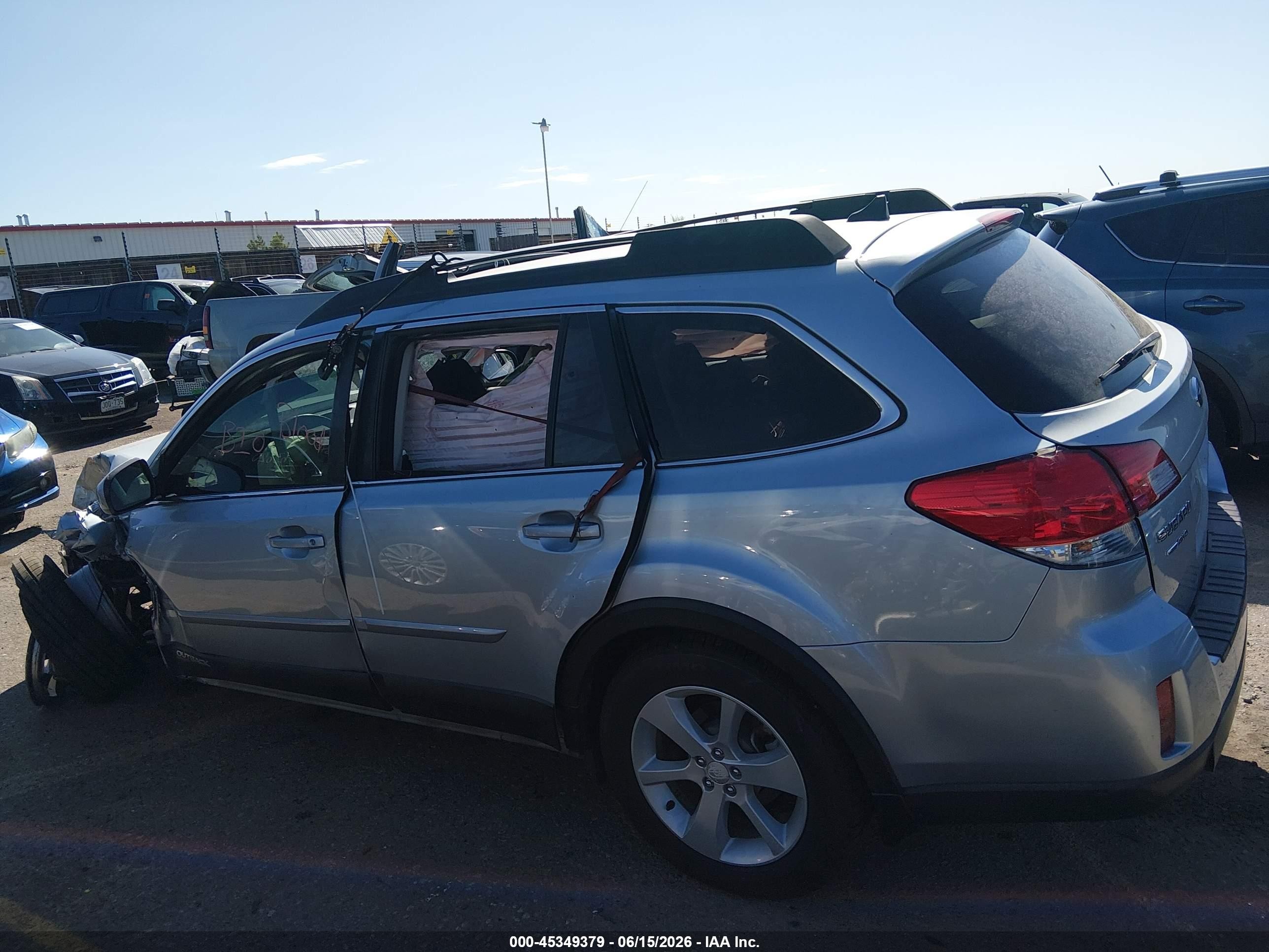 2014 Subaru Outback 2.5i Premium Gray vin: 4S4BRBDC0E3269633