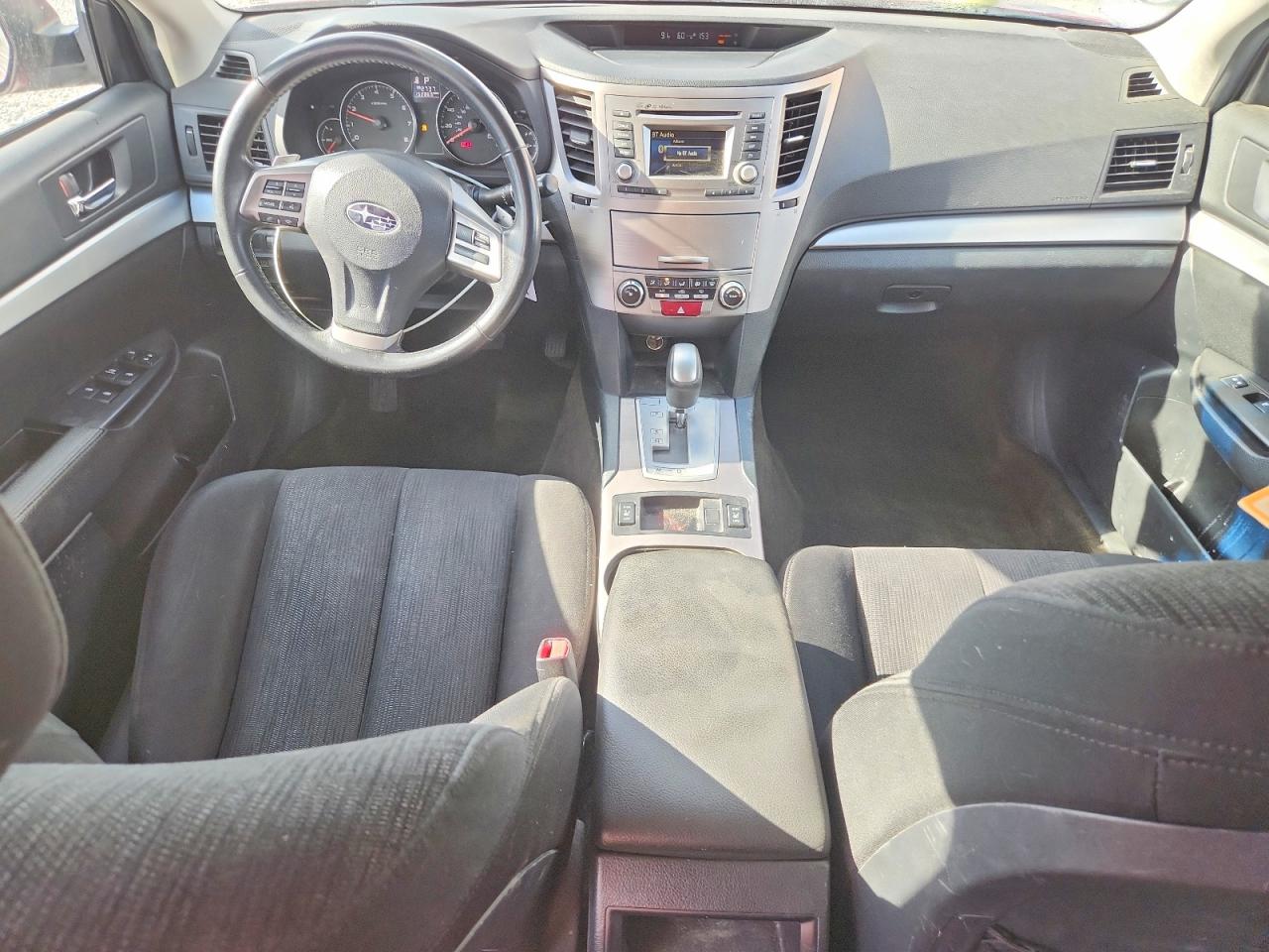 2014 Subaru Outback 2.5i Premium Red vin: 4S4BRBDC1E3286408