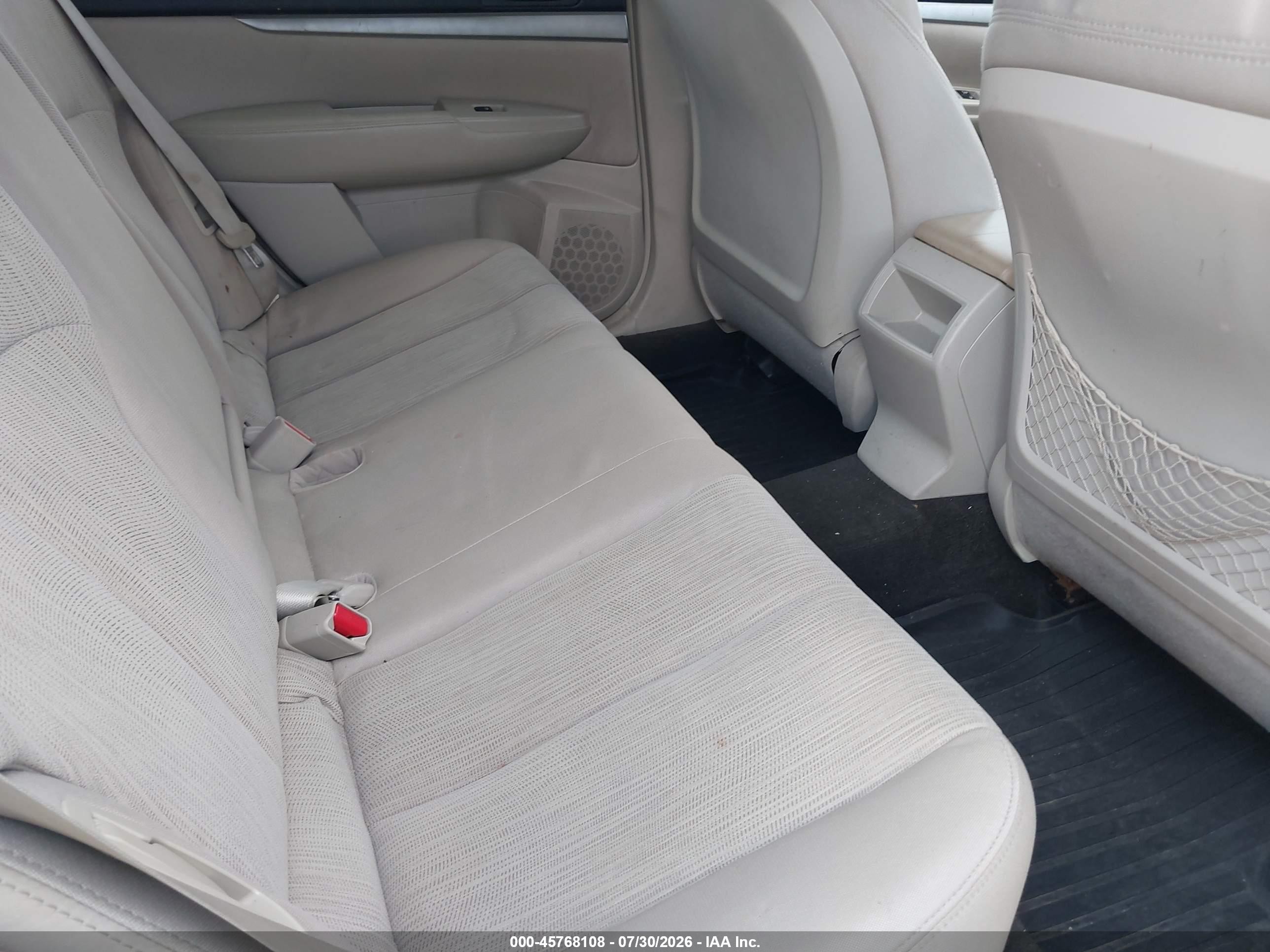 2014 Subaru Outback 2.5i Premium White vin: 4S4BRBDC3E3206316