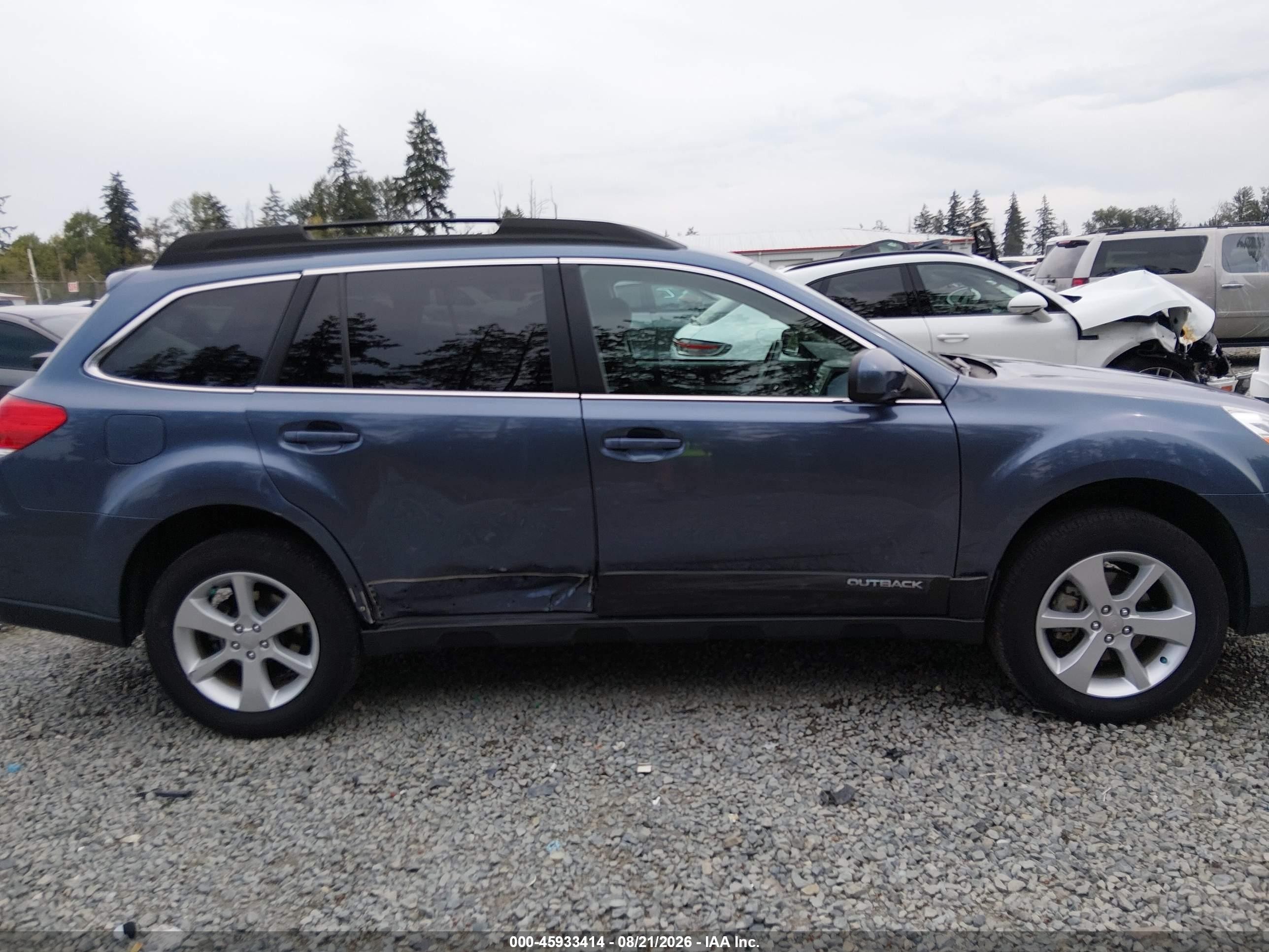 2014 Subaru Outback 2.5i Premium Blue vin: 4S4BRBDC3E3219907
