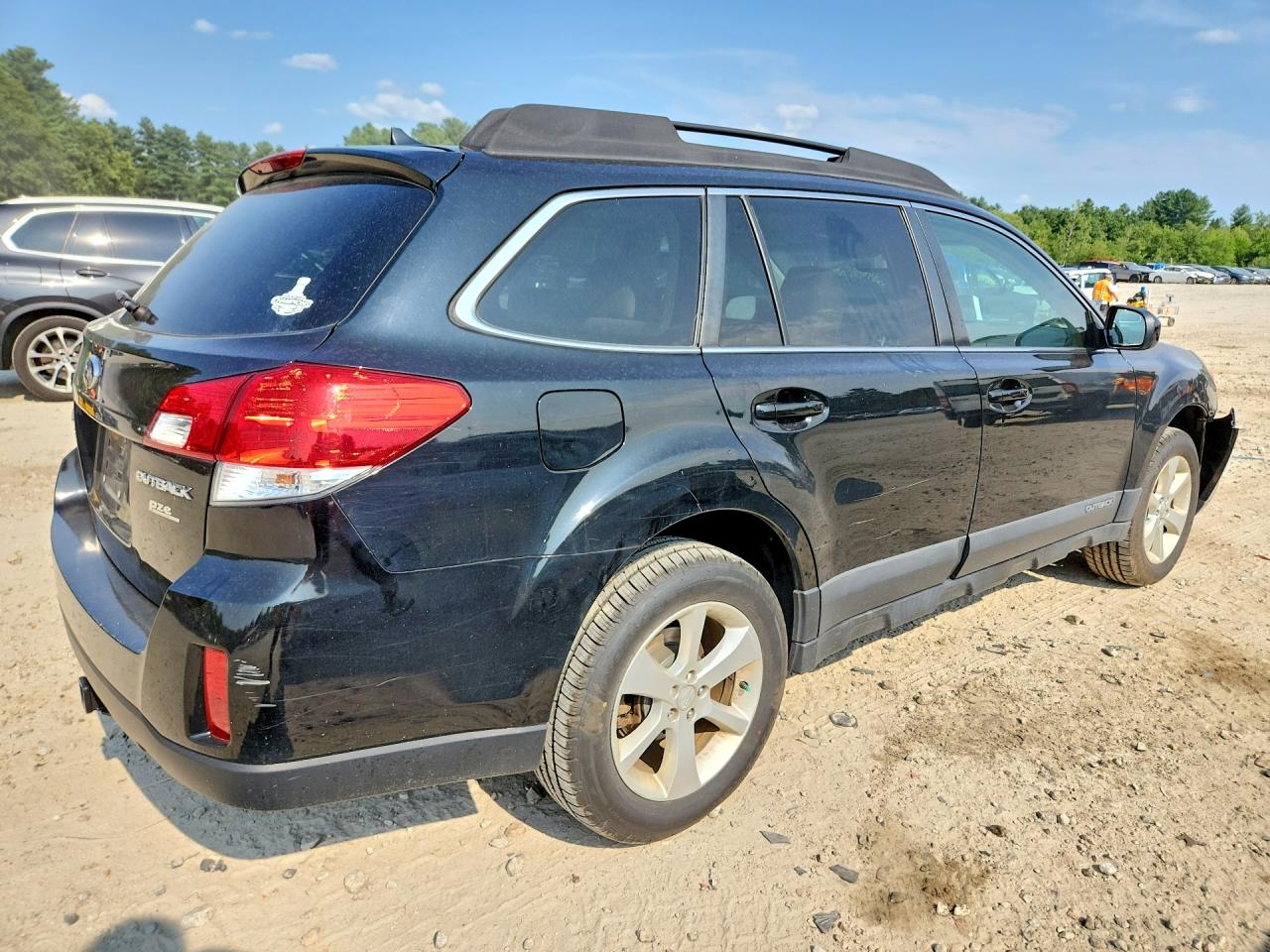 2014 Subaru Outback 2.5i Premium Черный vin: 4S4BRBDC3E3233239