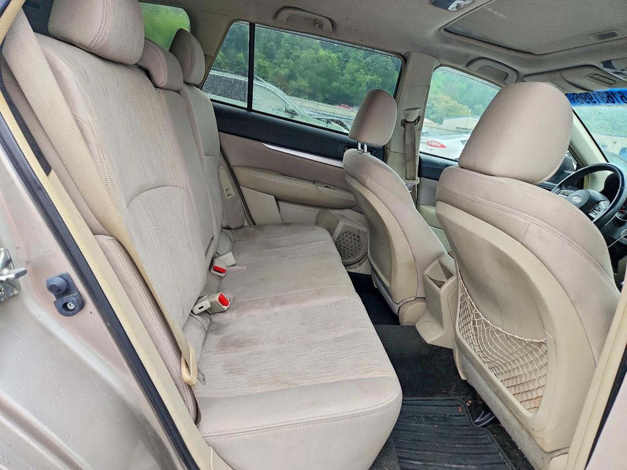 2014 Subaru Outback 2.5i Premium Gold vin: 4S4BRBDC3E3296552