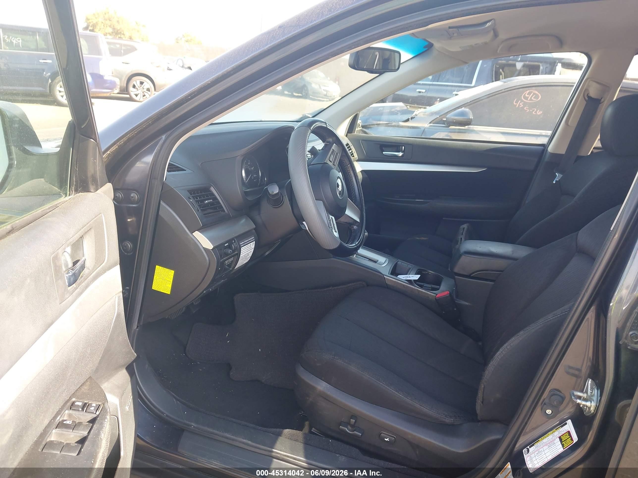 2010 Subaru Outback 2.5i Premium Серый vin: 4S4BRBDC4A3378364