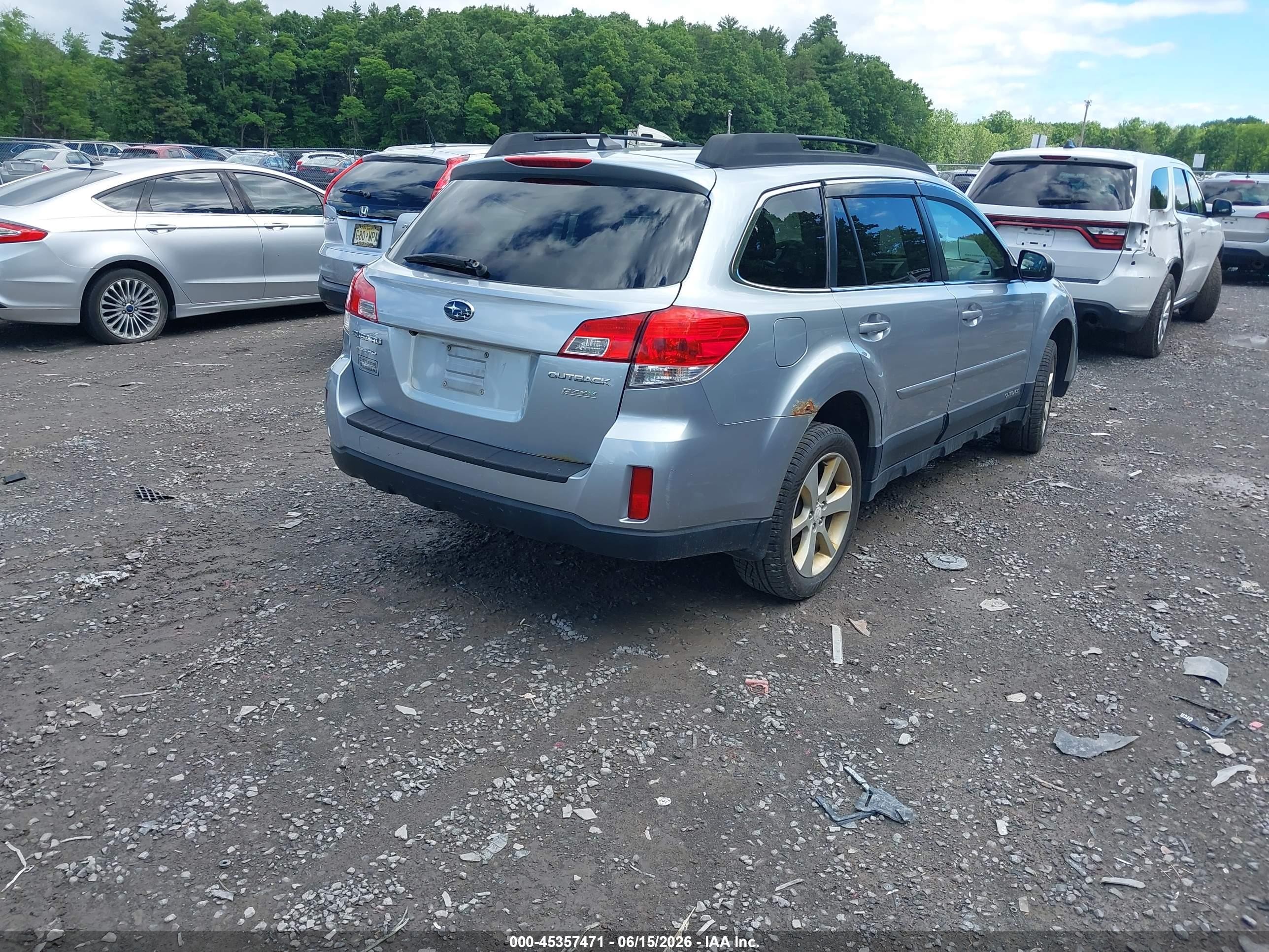 2014 Subaru Outback 2.5i Premium Gray vin: 4S4BRBDC4E3206714