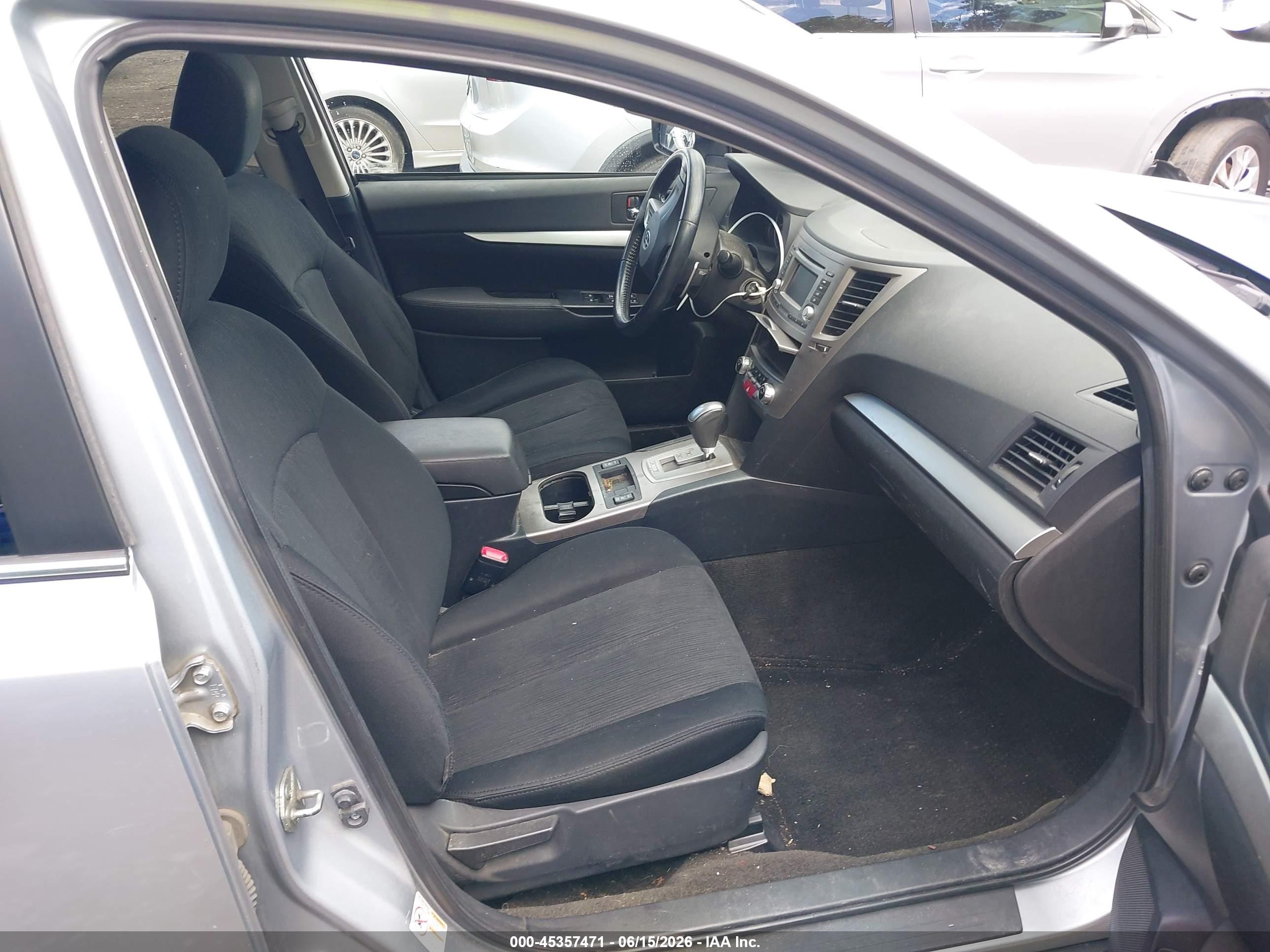 2014 Subaru Outback 2.5i Premium Gray vin: 4S4BRBDC4E3206714