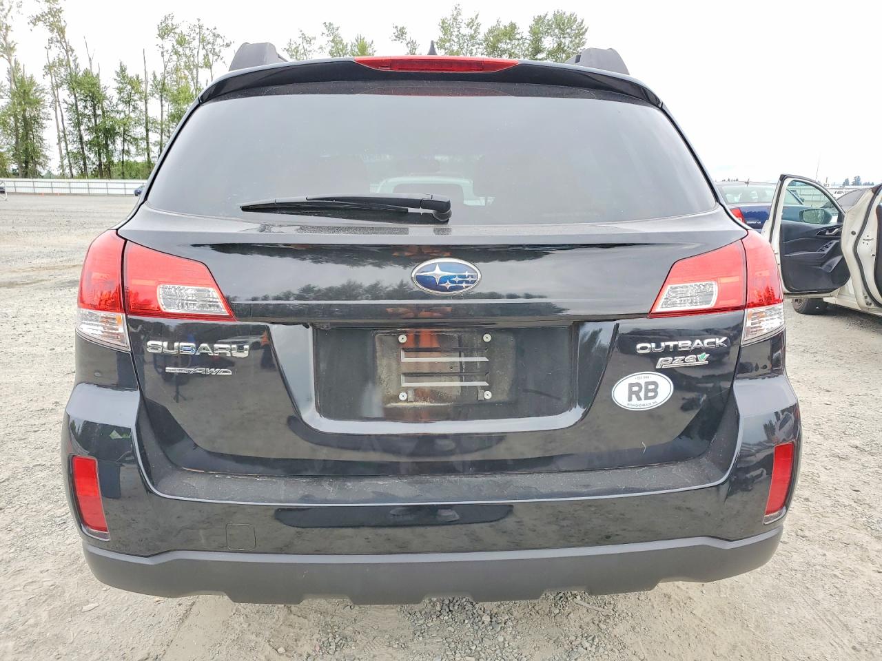 2014 Subaru Outback 2.5i Premium Black vin: 4S4BRBDC5E3255372