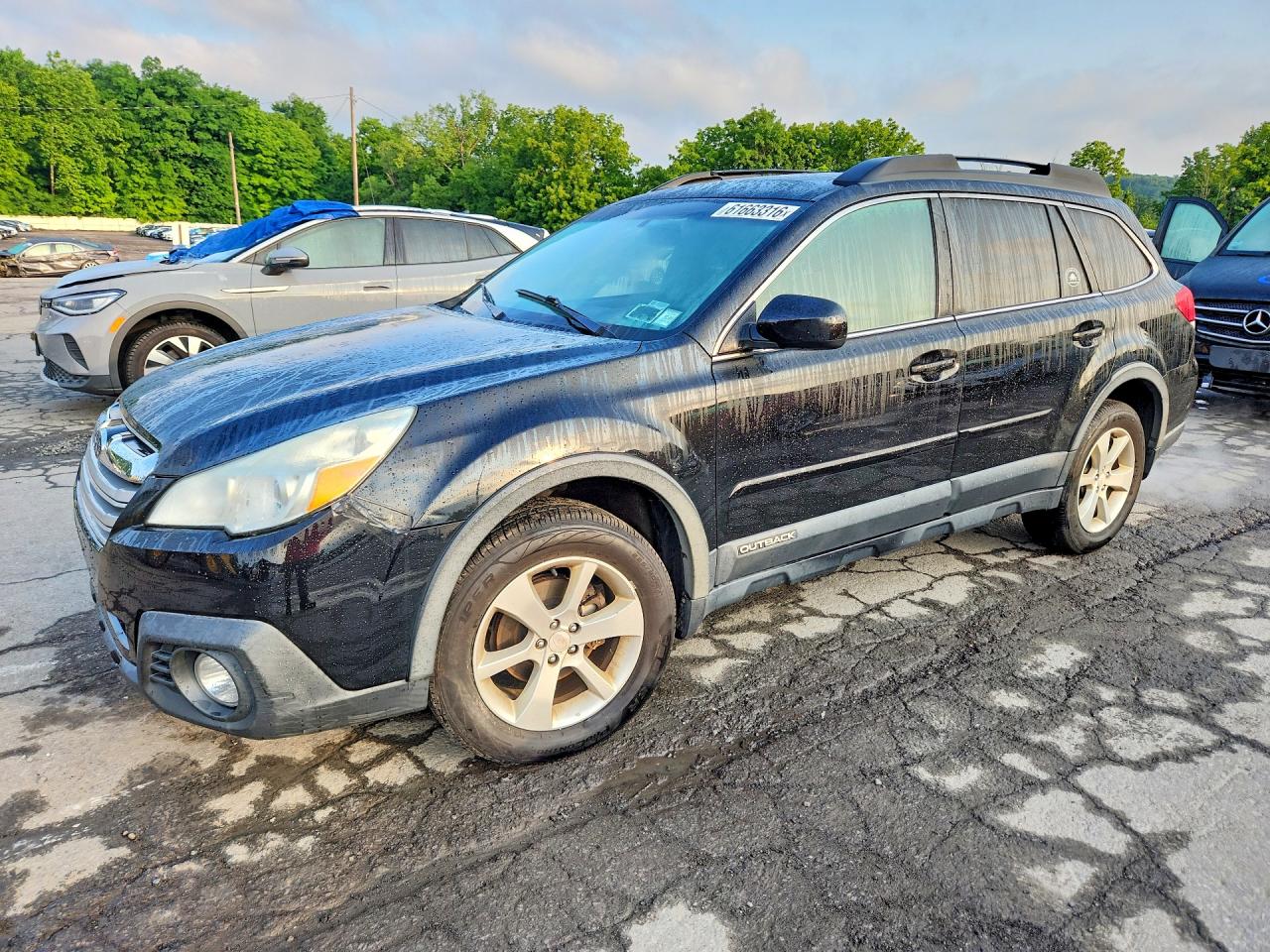 2014 Subaru Outback 2.5i Premium Black vin: 4S4BRBDC7E3259715
