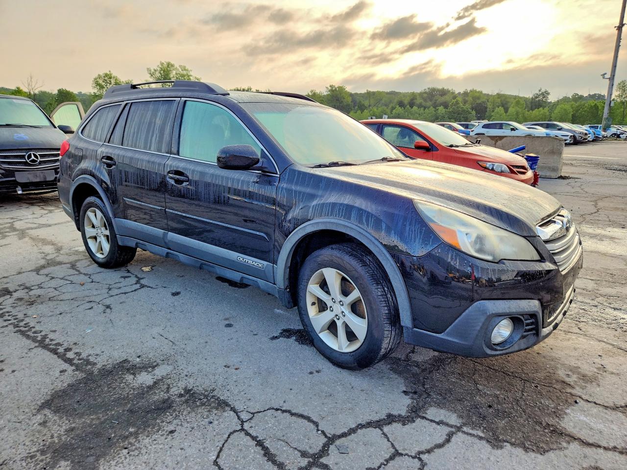 2014 Subaru Outback 2.5i Premium Black vin: 4S4BRBDC7E3259715