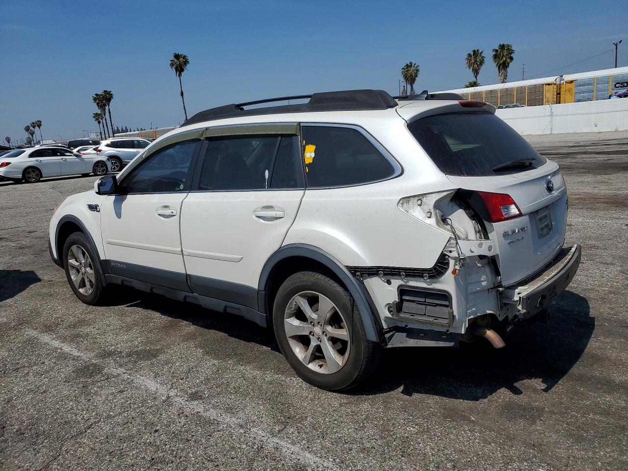 2014 Subaru Outback 2.5i Premium White vin: 4S4BRBDC7E3294058
