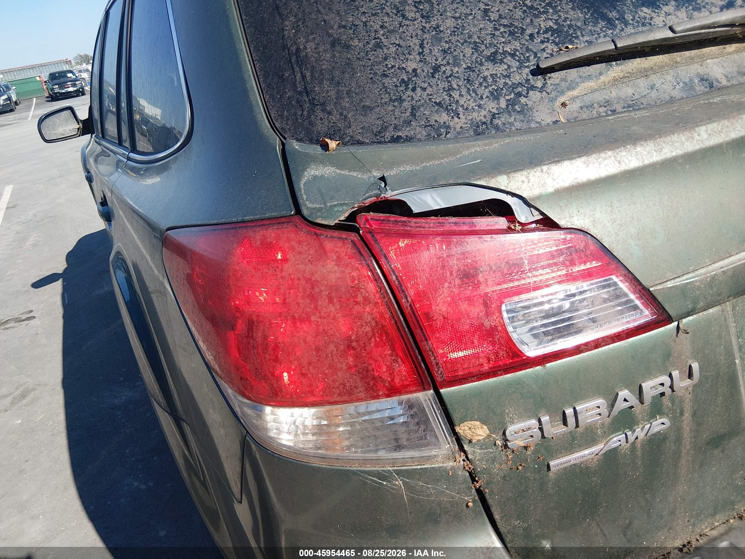 2010 Subaru Outback 2.5i Premium Зеленый vin: 4S4BRBDC8A3382787