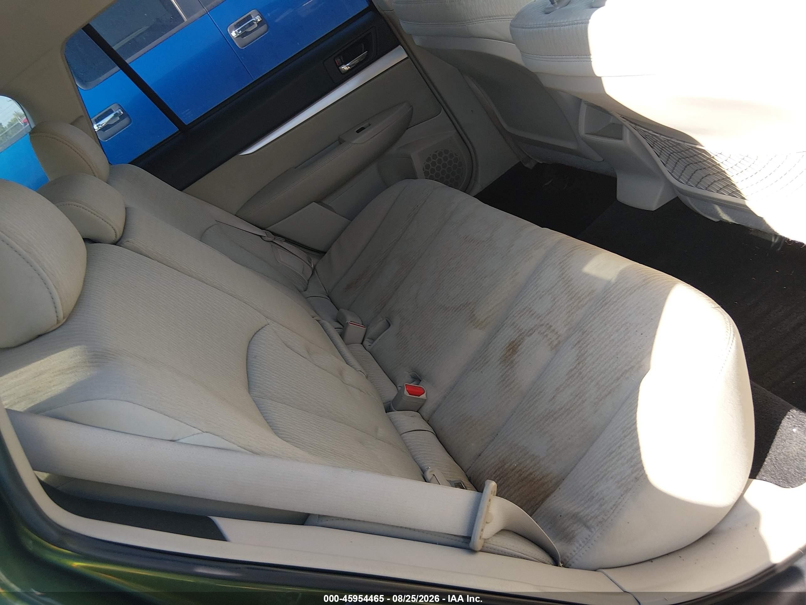 2010 Subaru Outback 2.5i Premium Зеленый vin: 4S4BRBDC8A3382787