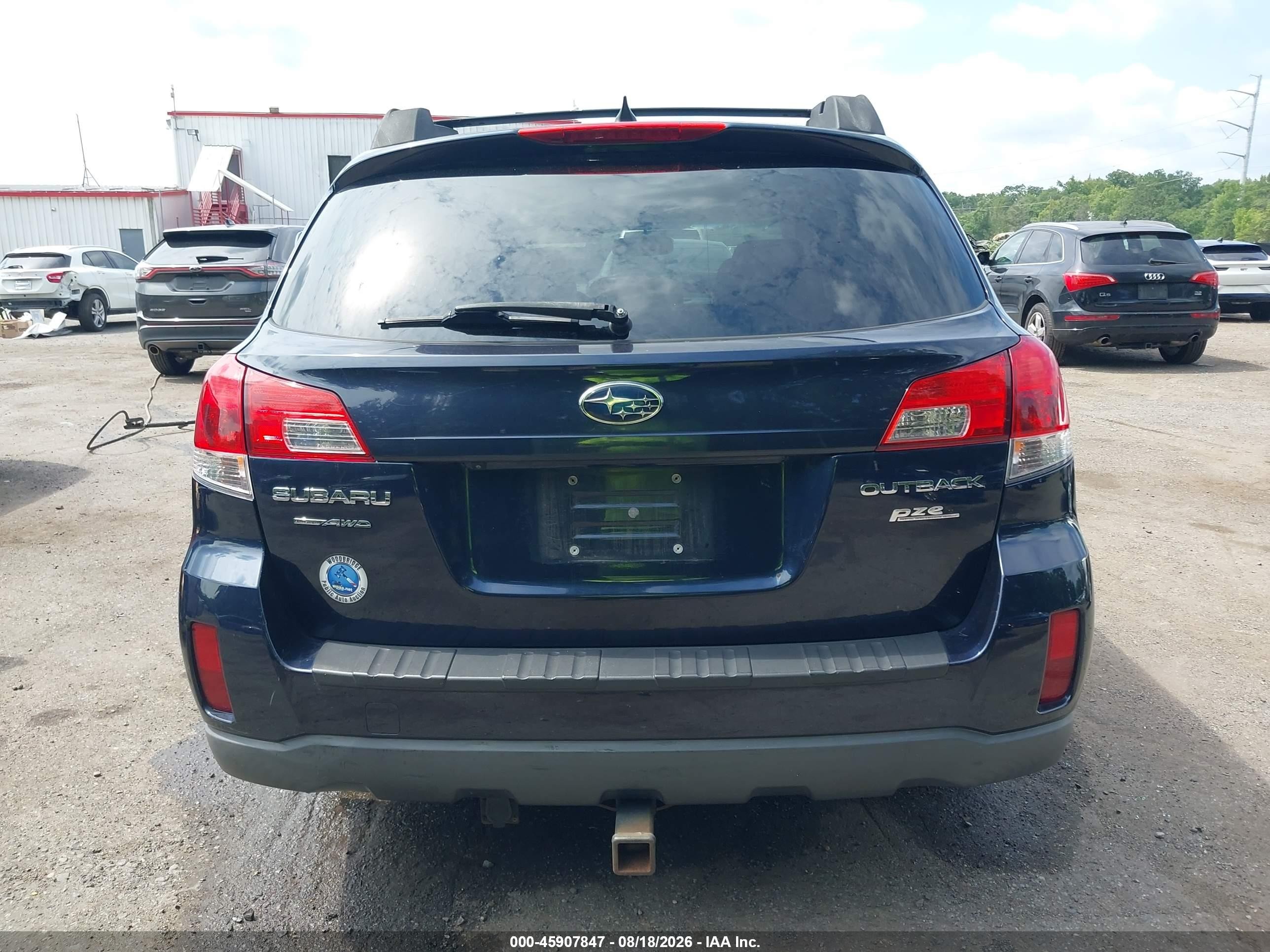 2014 Subaru Outback 2.5i Premium Blue vin: 4S4BRBDC8E3208935