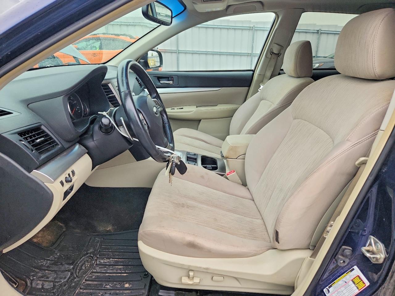 2014 Subaru Outback 2.5i Premium Blue vin: 4S4BRBDC8E3276104