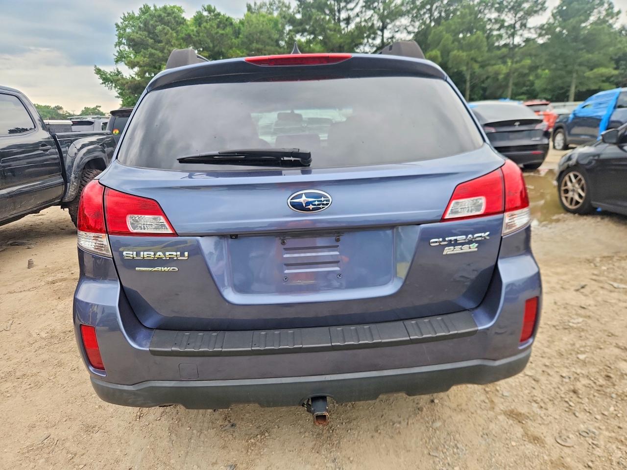 2014 Subaru Outback 2.5i Premium Blue vin: 4S4BRBDC8E3285496