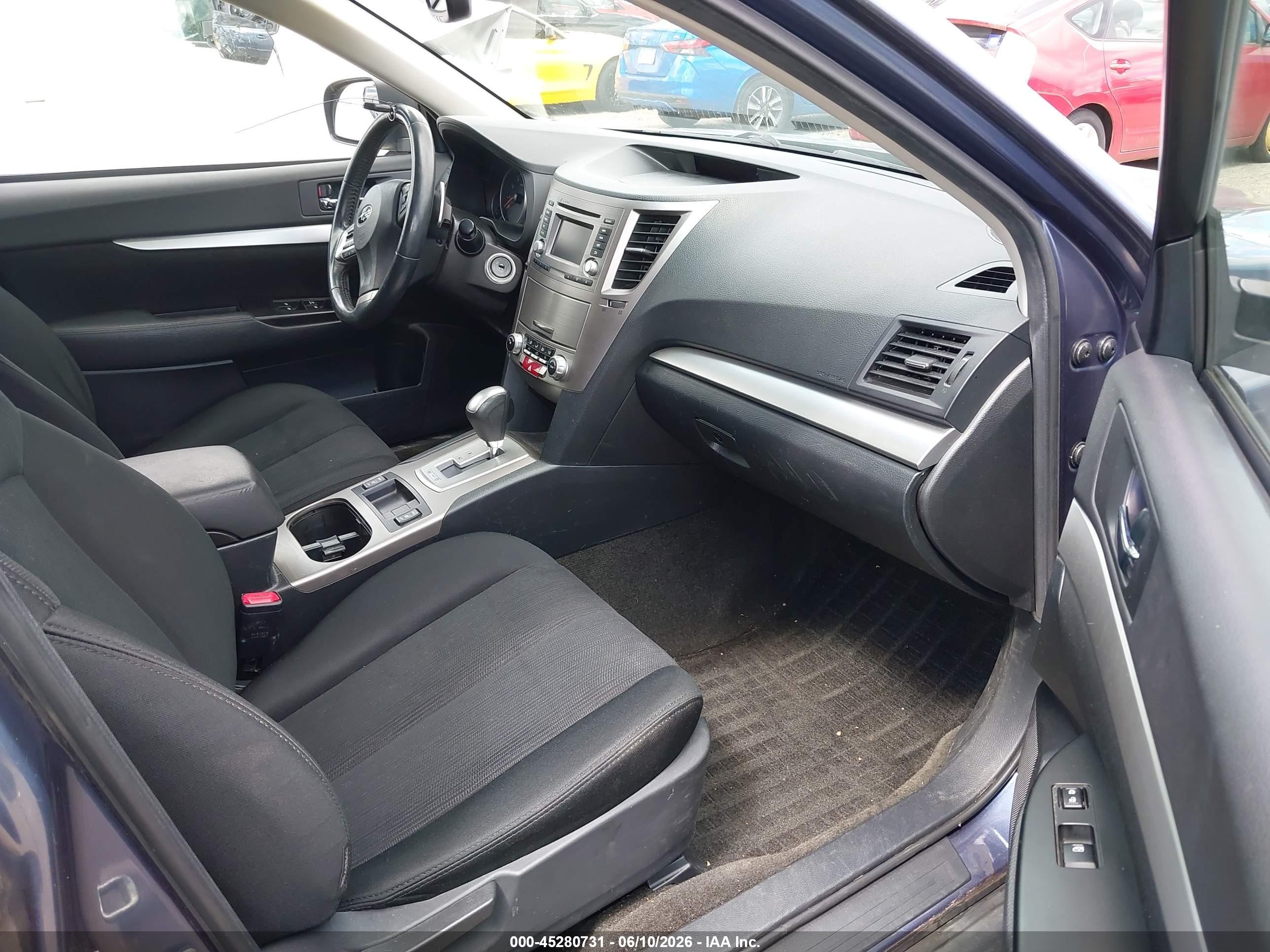 2014 Subaru Outback 2.5i Premium Gray vin: 4S4BRBDC9E3260168