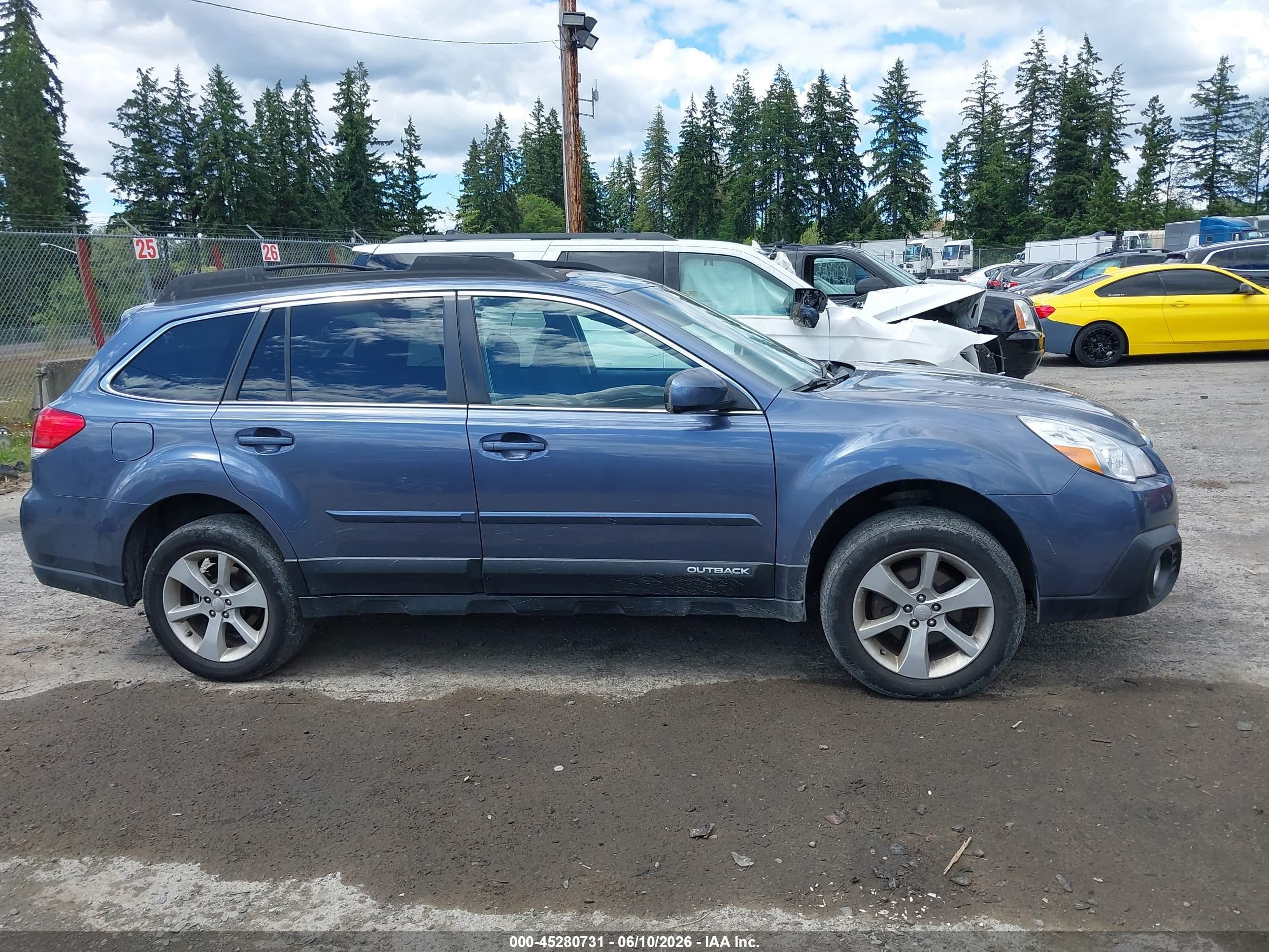 2014 Subaru Outback 2.5i Premium Gray vin: 4S4BRBDC9E3260168