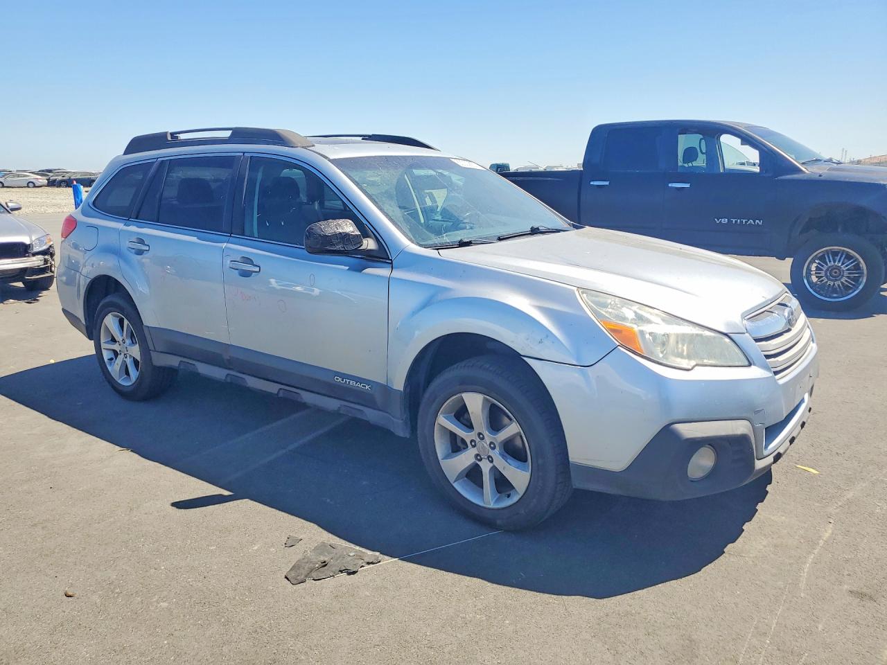 2014 Subaru Outback 2.5i Premium Silver vin: 4S4BRBDC9E3296815