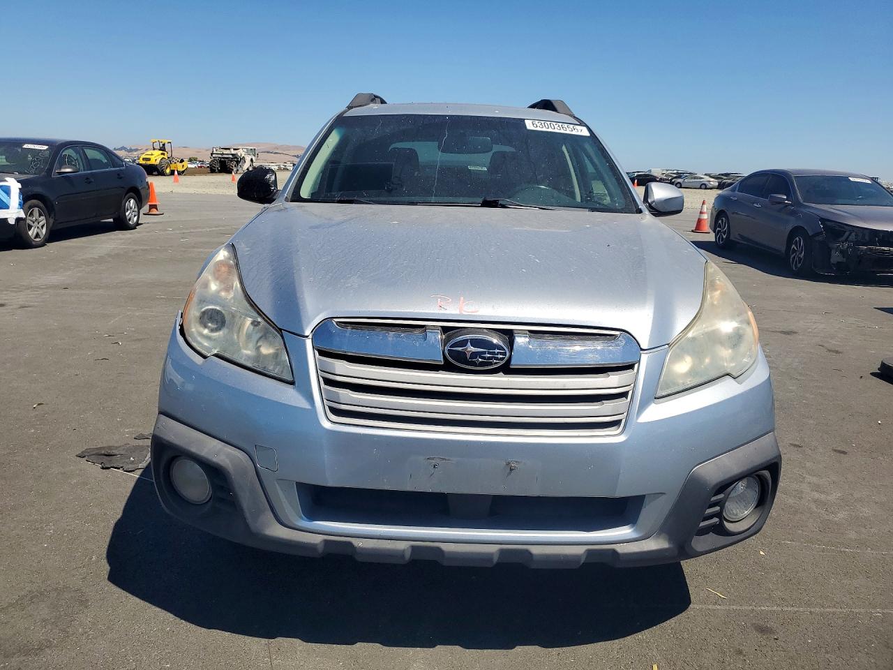 2014 Subaru Outback 2.5i Premium Silver vin: 4S4BRBDC9E3296815