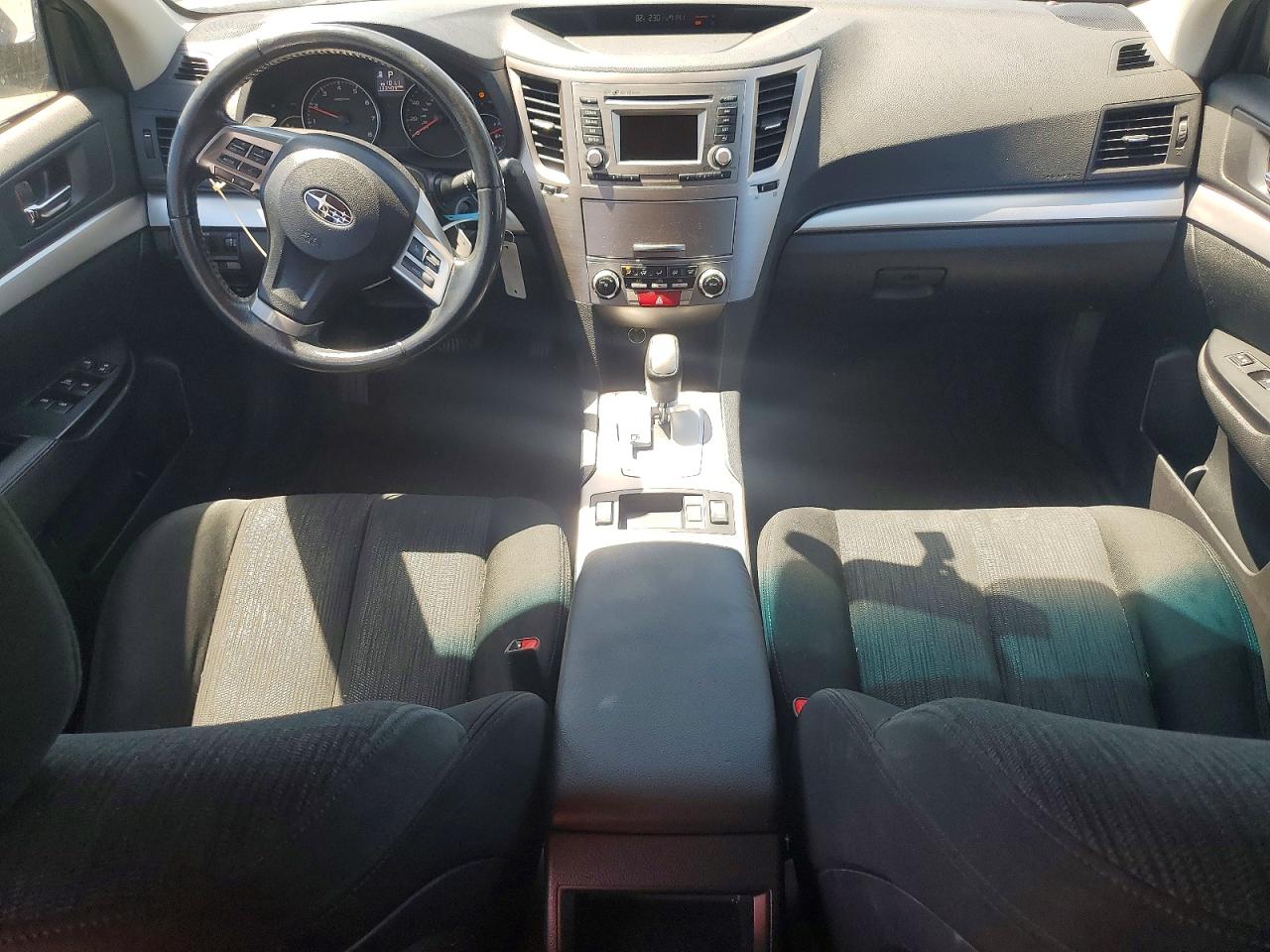2014 Subaru Outback 2.5i Premium Silver vin: 4S4BRBDC9E3296815