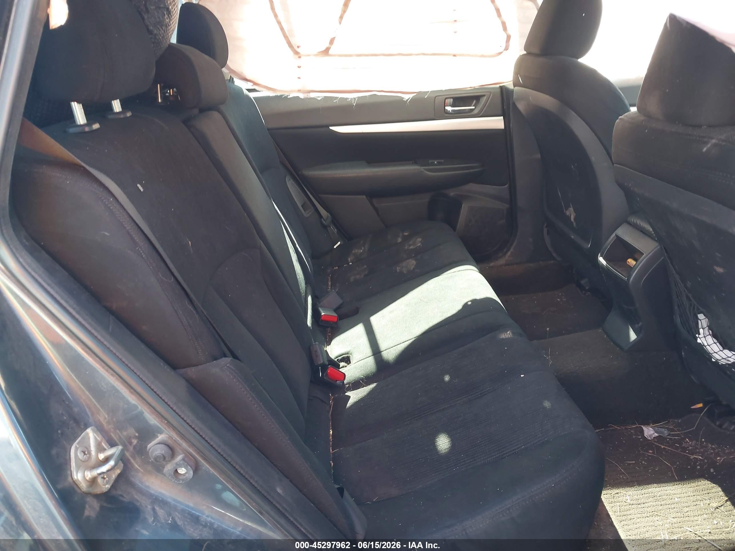2014 Subaru Outback 2.5i Premium Blue vin: 4S4BRBECXE3243989