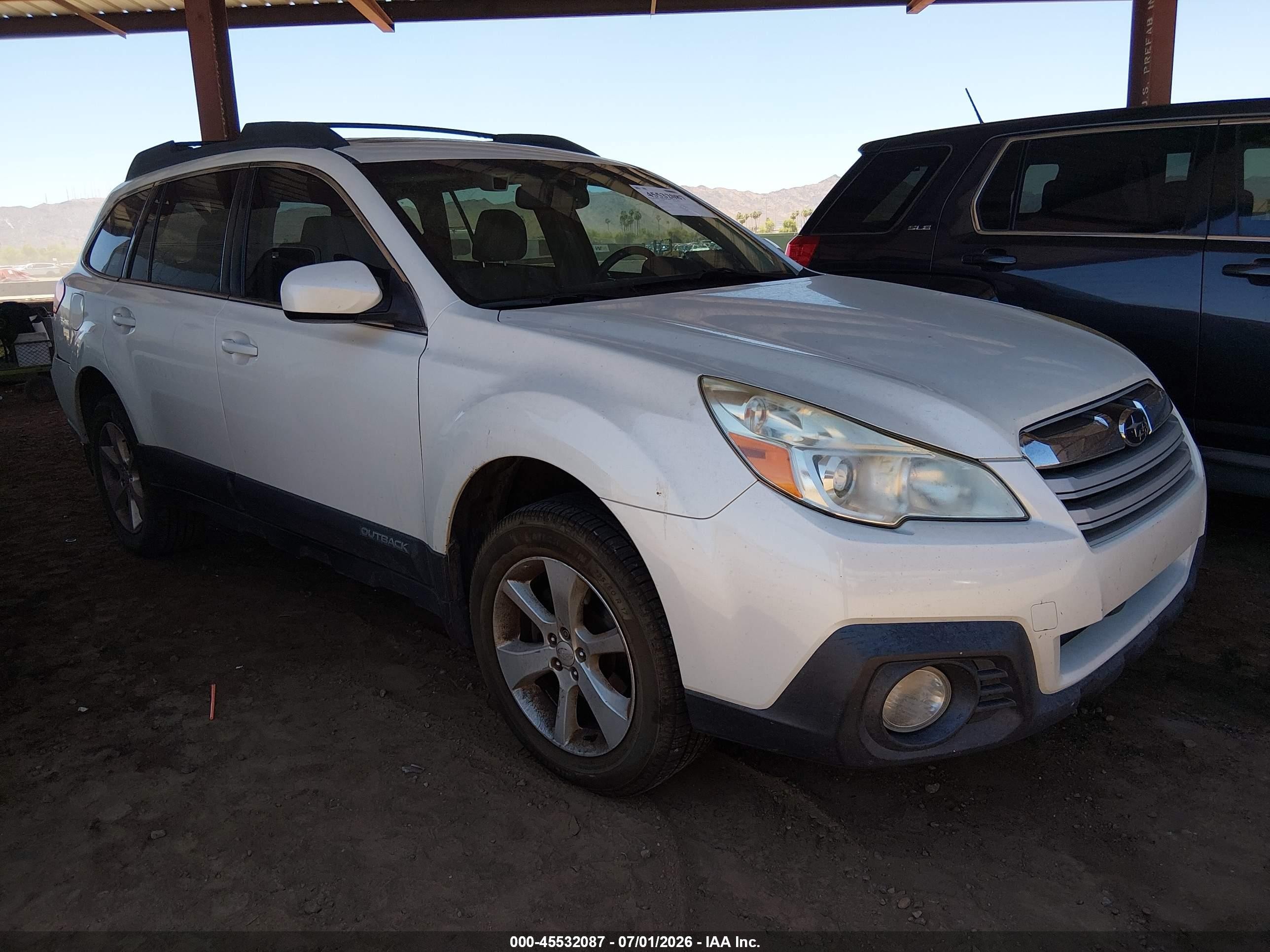 2014 Subaru Outback 2.5i Premium Cream vin: 4S4BRBFC1E3201161