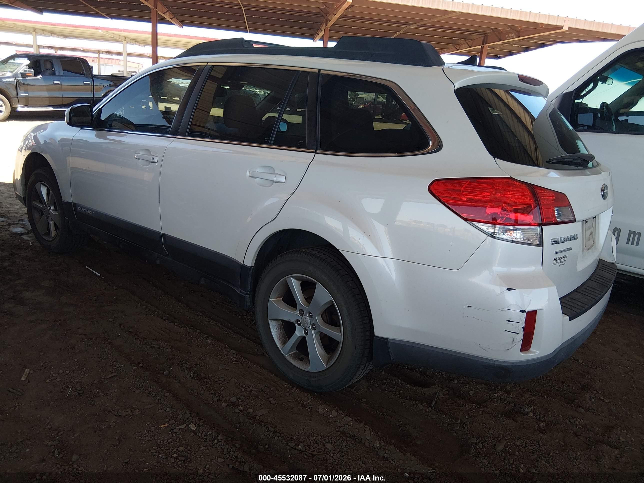 2014 Subaru Outback 2.5i Premium Cream vin: 4S4BRBFC1E3201161