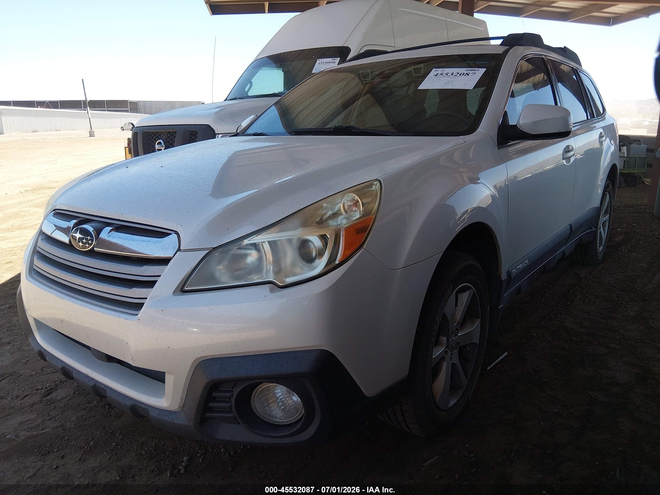 2014 Subaru Outback 2.5i Premium Cream vin: 4S4BRBFC1E3201161