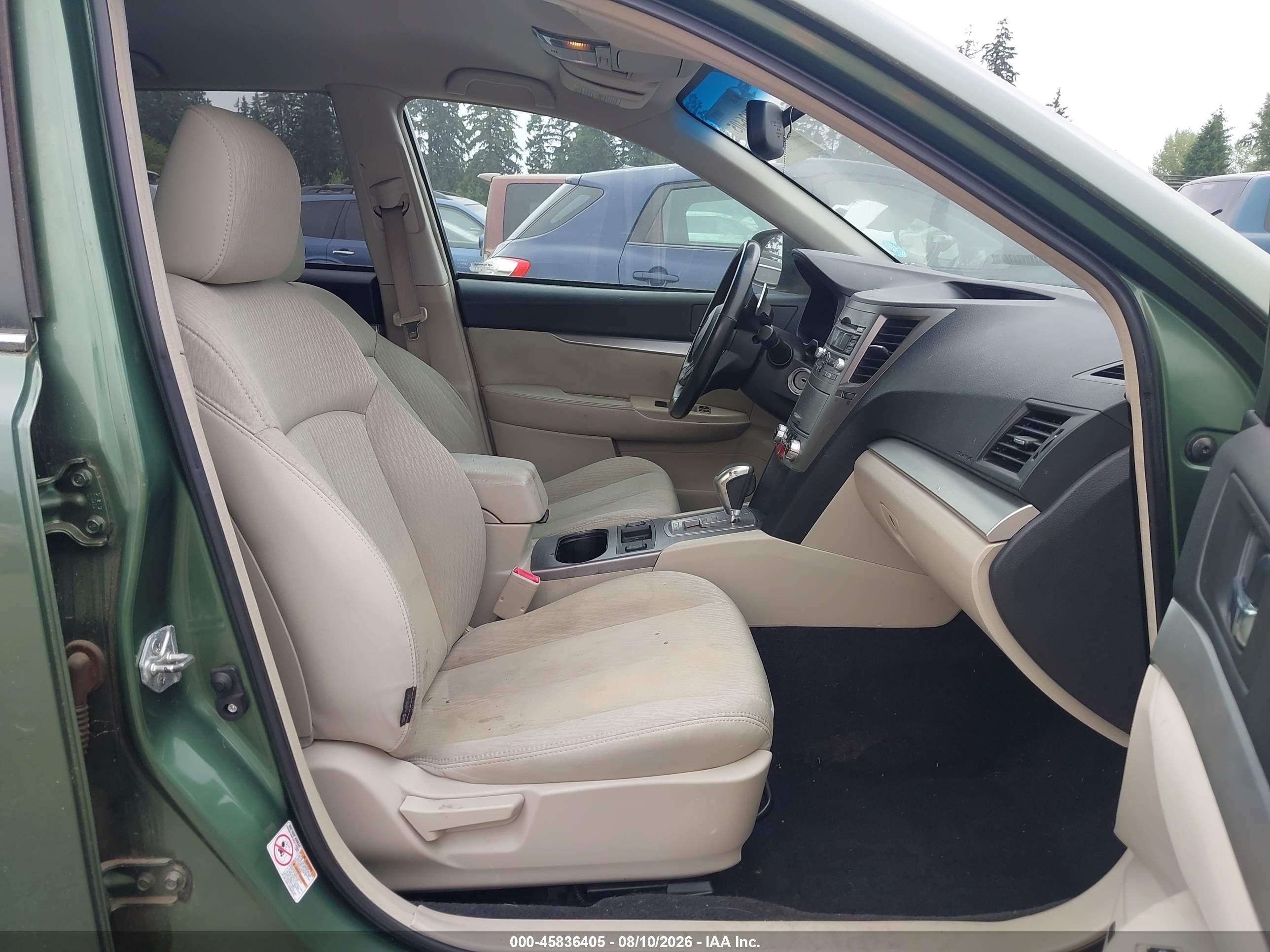 2010 Subaru Outback 2.5i Premium Green vin: 4S4BRBFC3A3373055