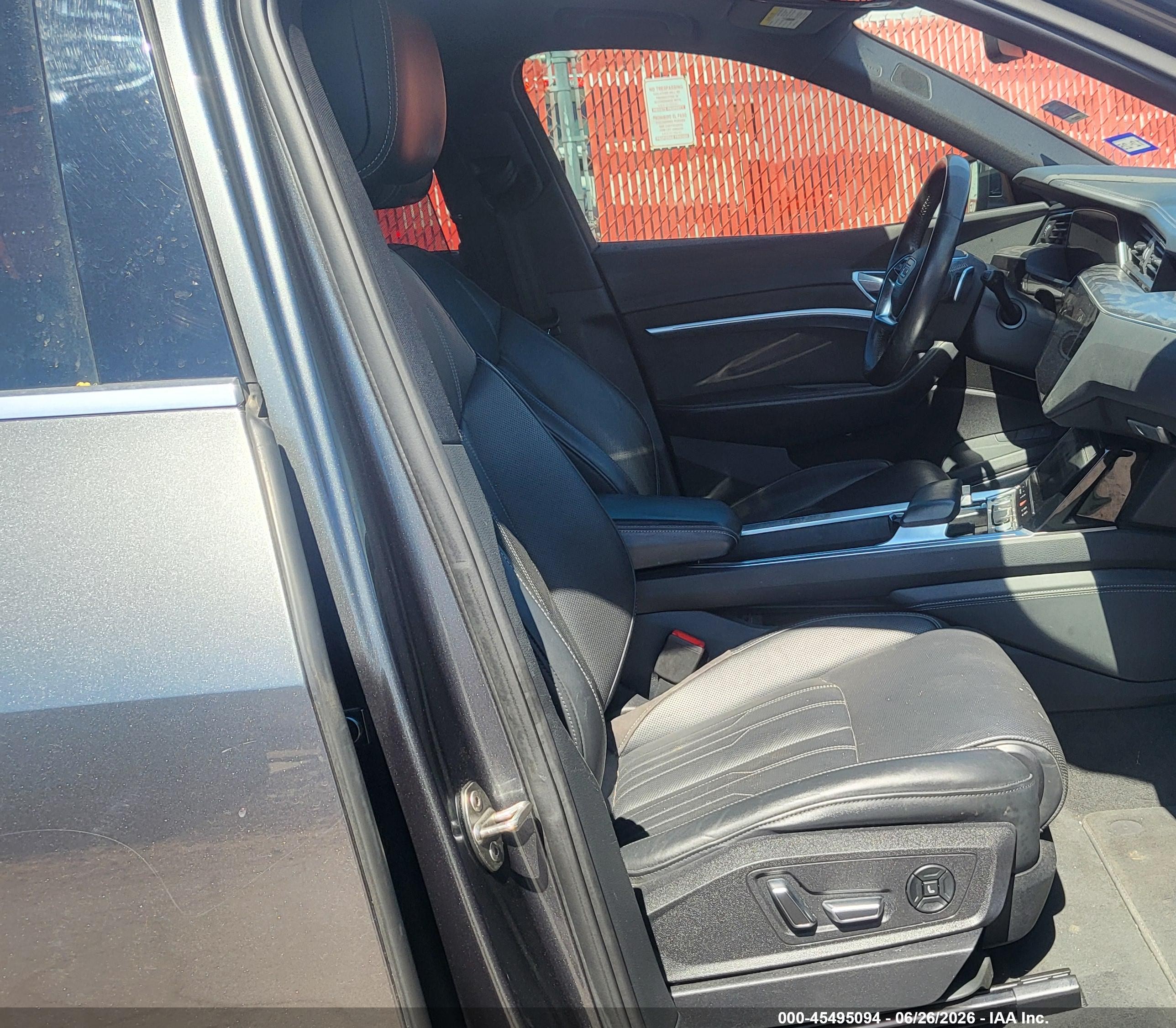 2014 Subaru Outback 2.5i Premium Silver vin: 4S4BRBFC4E3232498