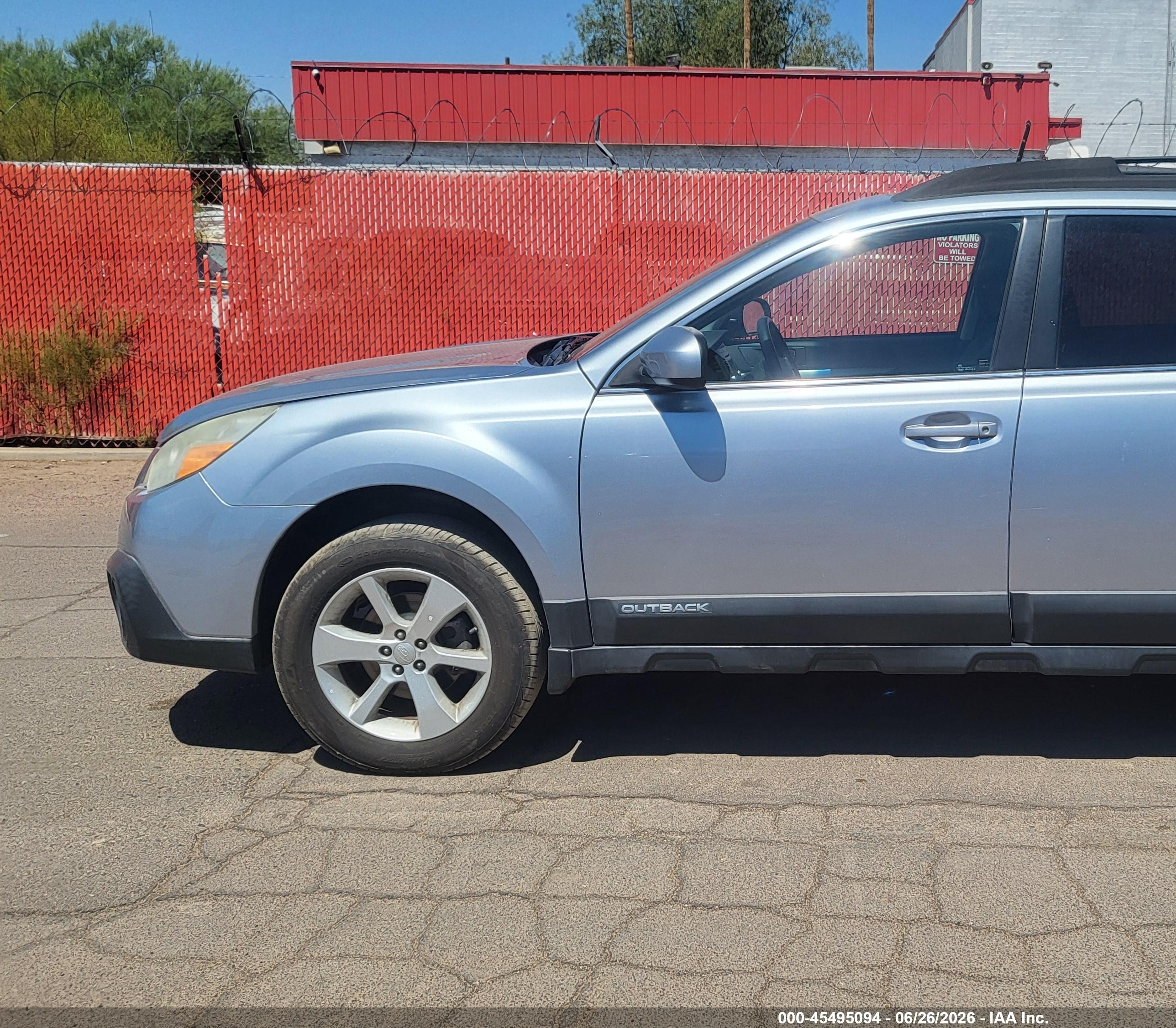 2014 Subaru Outback 2.5i Premium Silver vin: 4S4BRBFC4E3232498