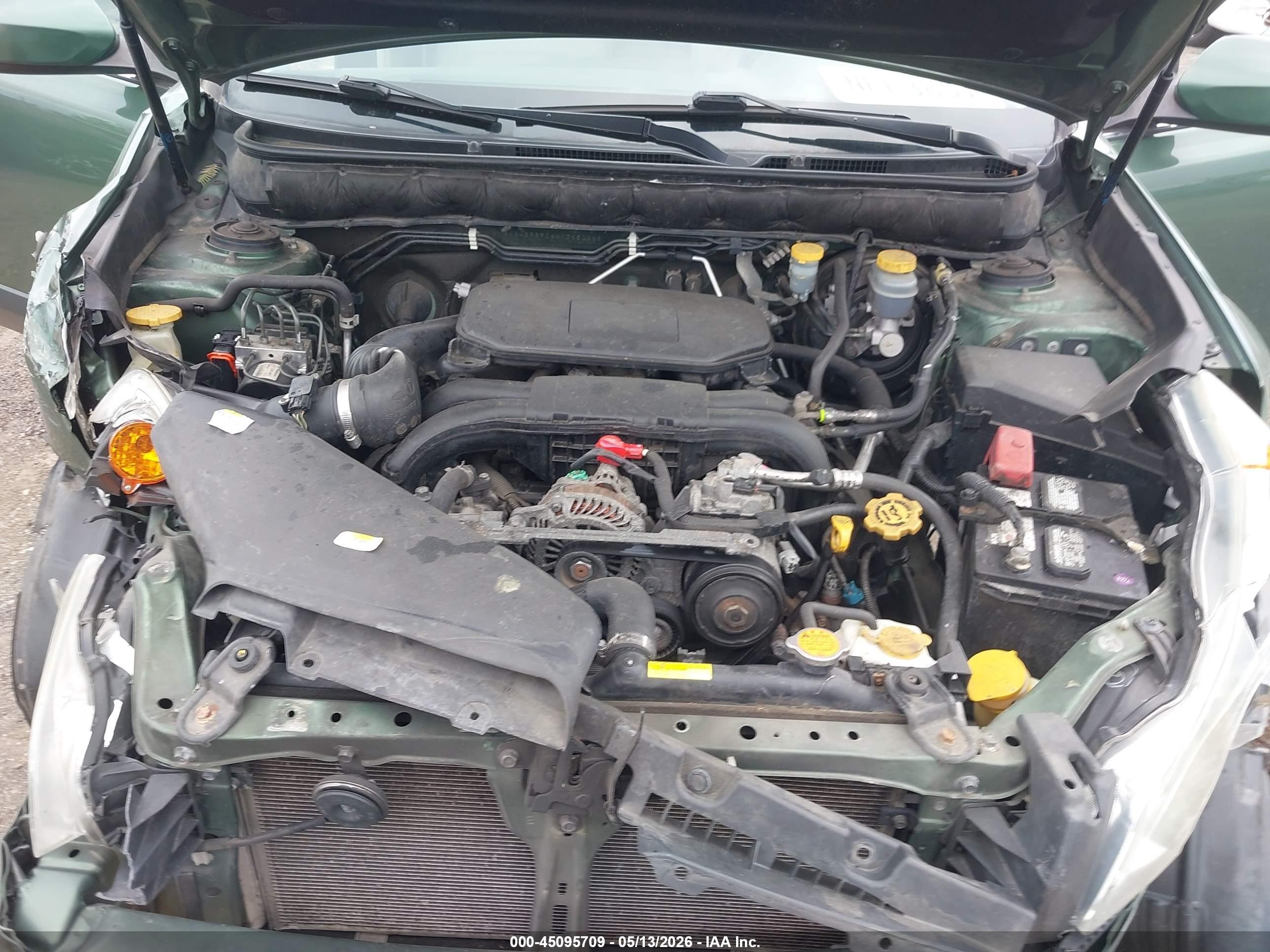 2010 Subaru Outback 2.5i Premium Зеленый vin: 4S4BRBFC6A1365026
