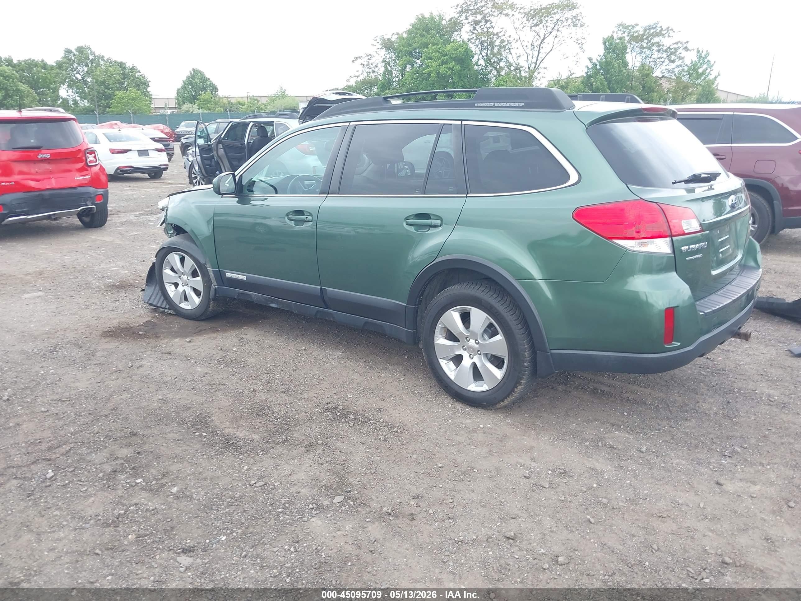 2010 Subaru Outback 2.5i Premium Зеленый vin: 4S4BRBFC6A1365026