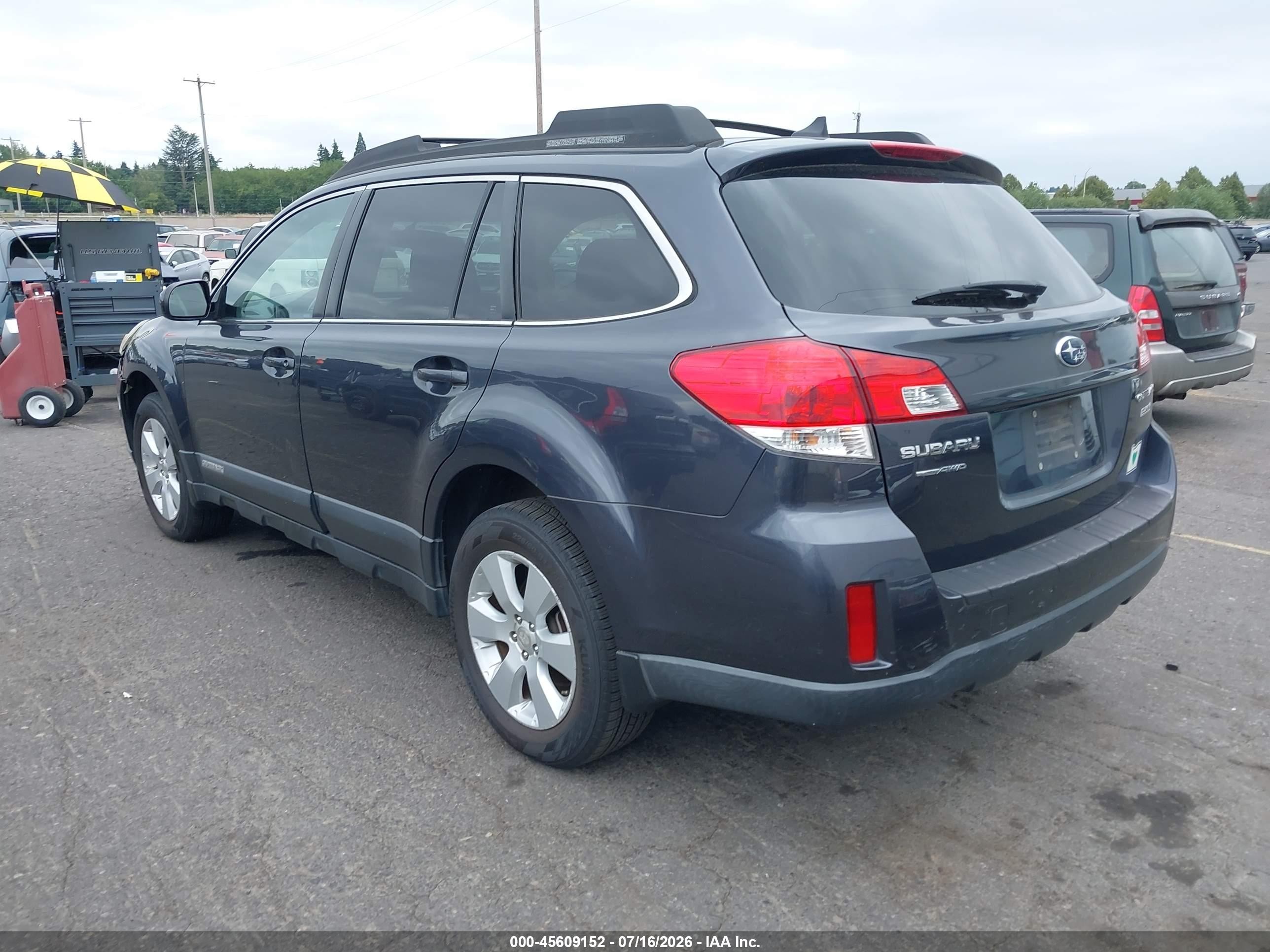 2012 Subaru Outback 2.5i Premium Gray vin: 4S4BRBFCXC3242983